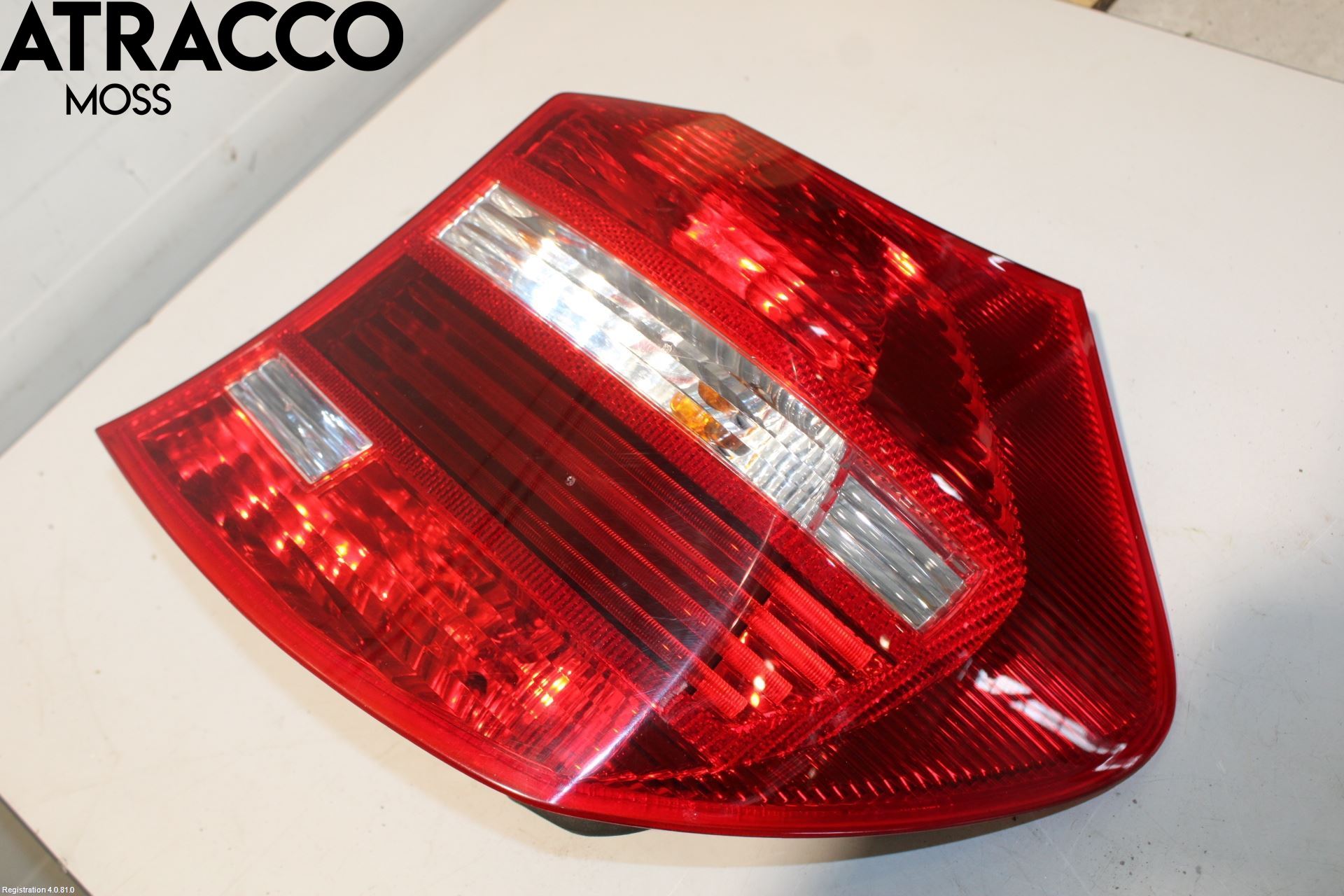 BMW 1 E87/81 5D/3D 03-11 Bakljus Höger