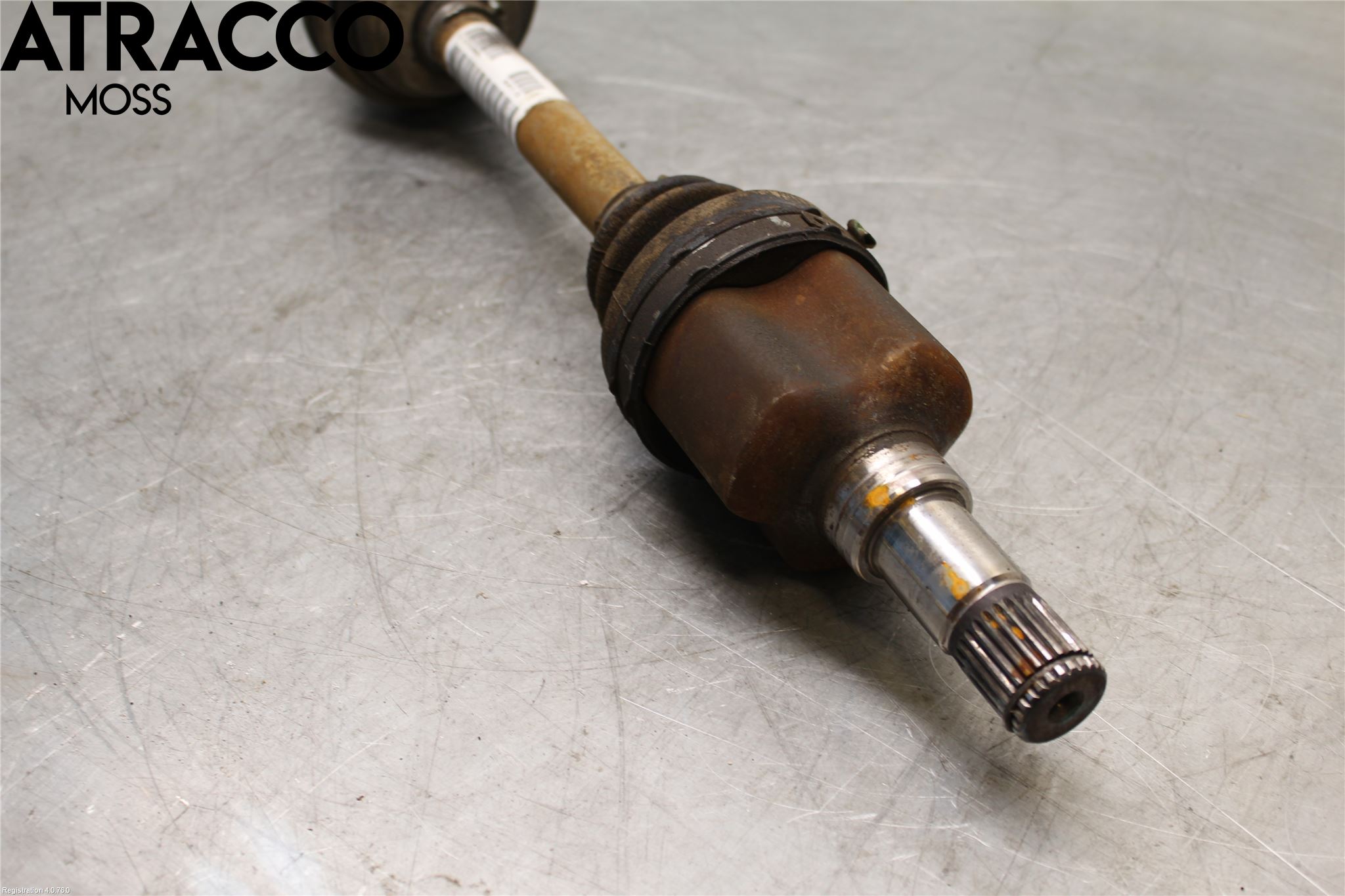 Volvo V50 08-12 Drivaxel Fram Vänster