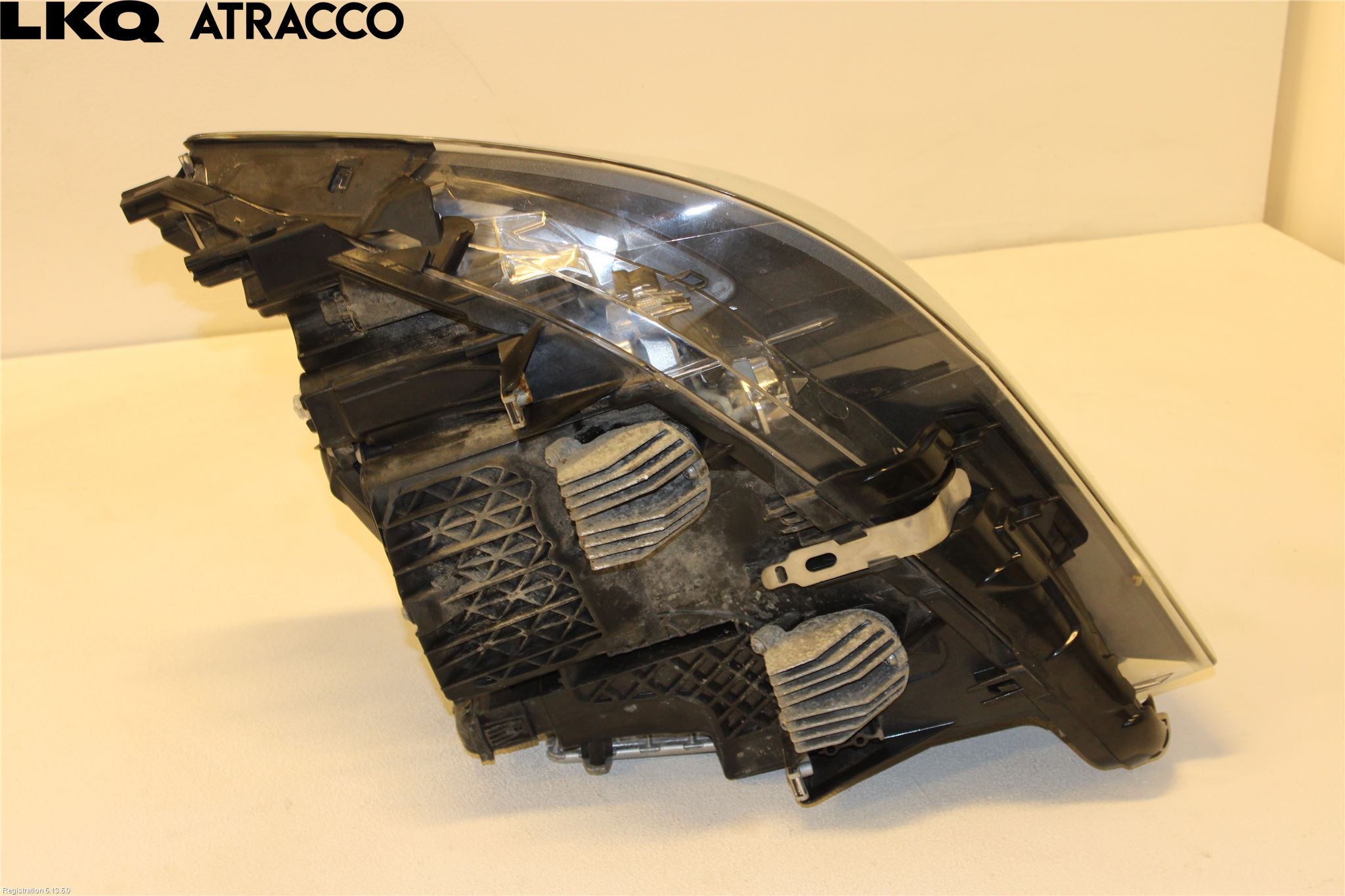 BMW 5 F10/F11/F18 09-17 Strålkastare Höger