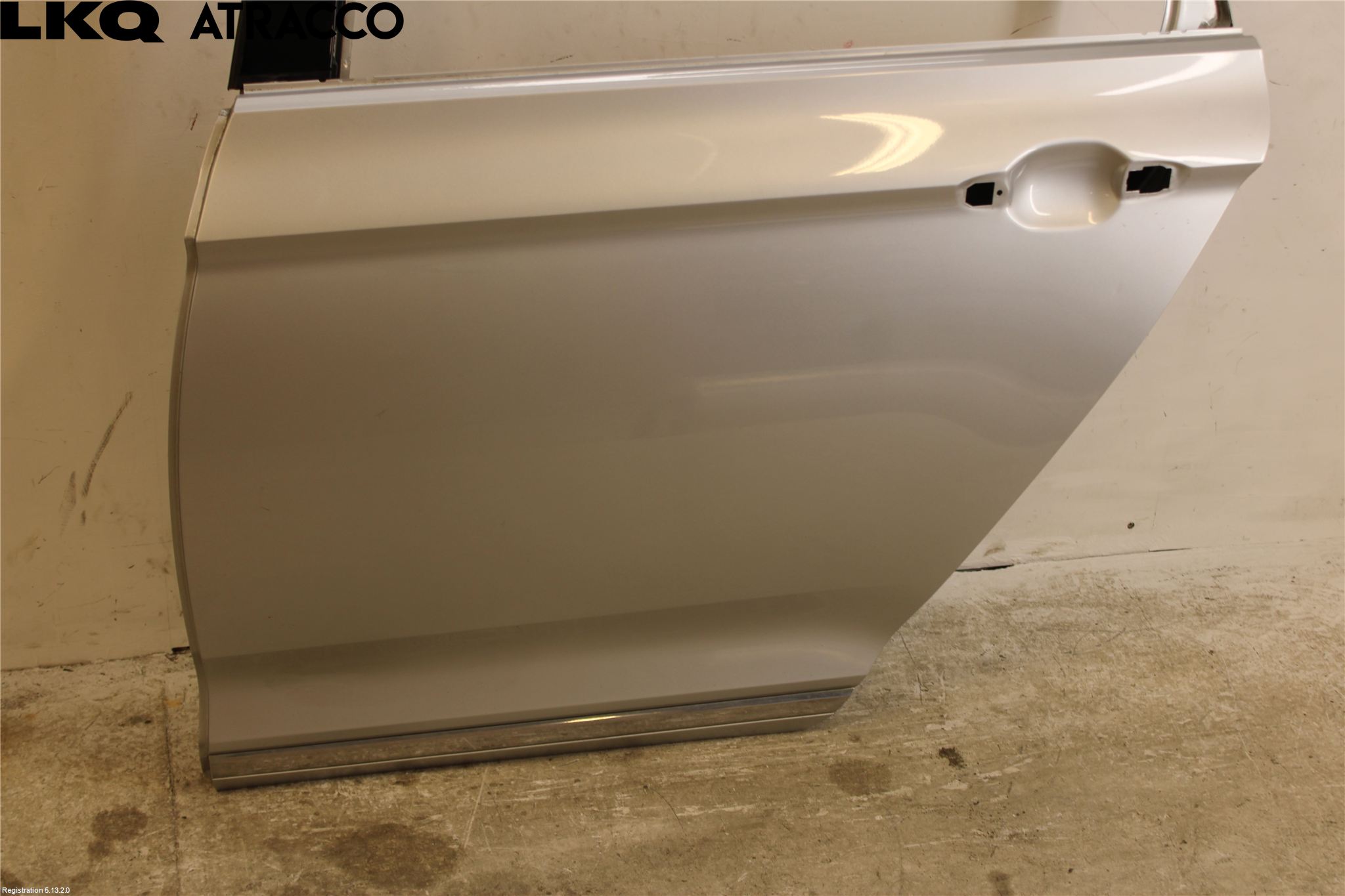 Volkswagen VW PASSAT 15-19 Dörr Bak Vänster
