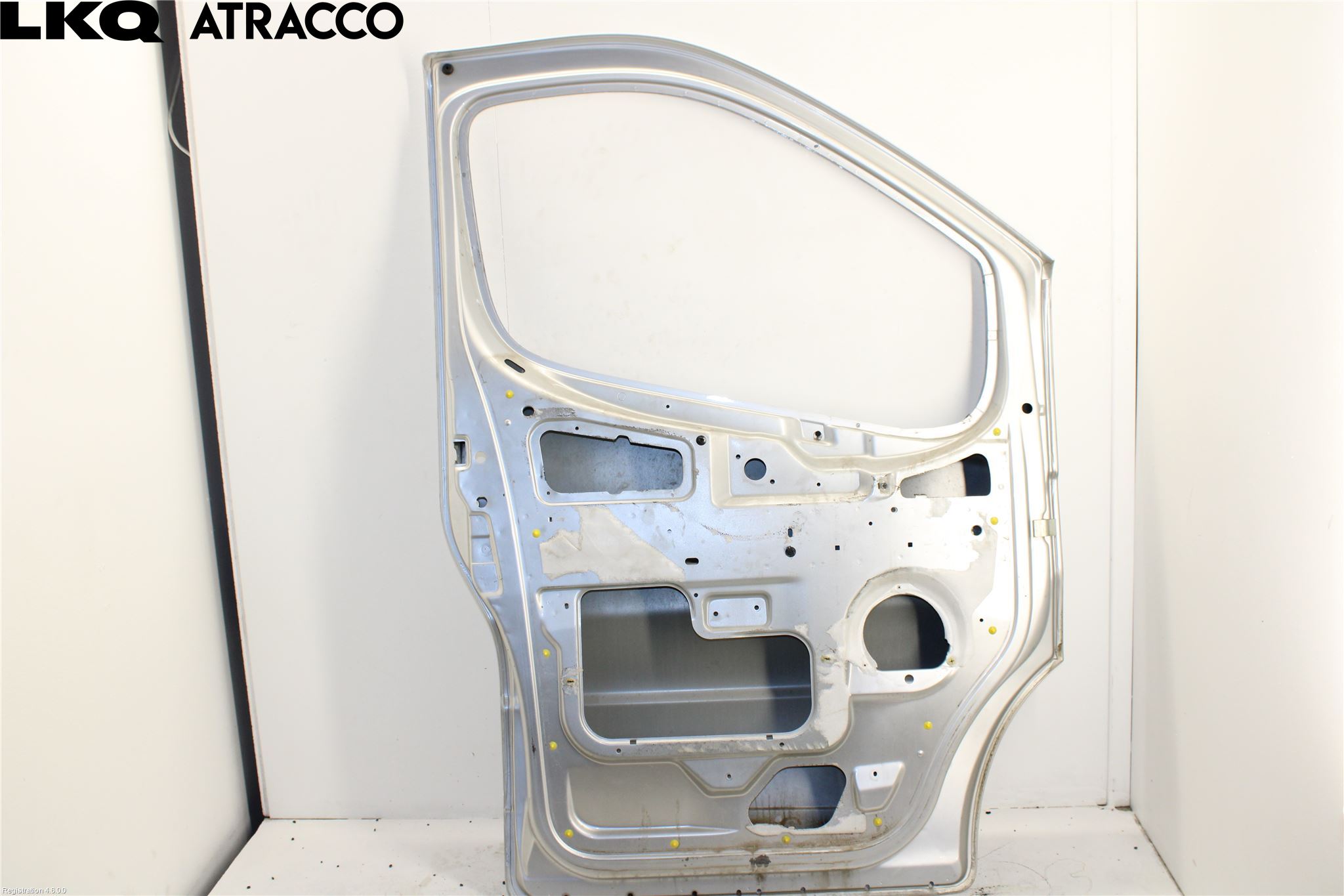Opel VIVARO 01-14 Dörr Fram Vänster
