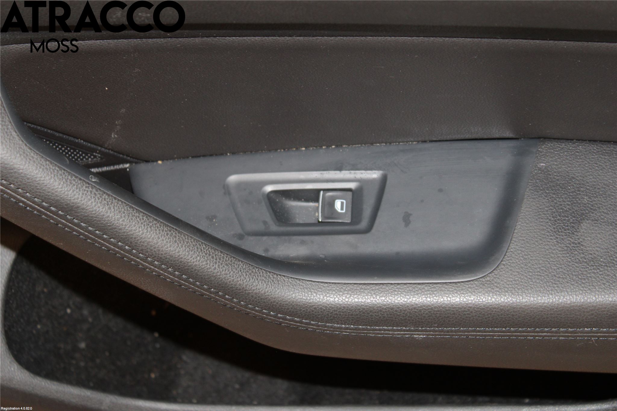 Volkswagen VW PASSAT 15-19 Dörrklädsel Hö