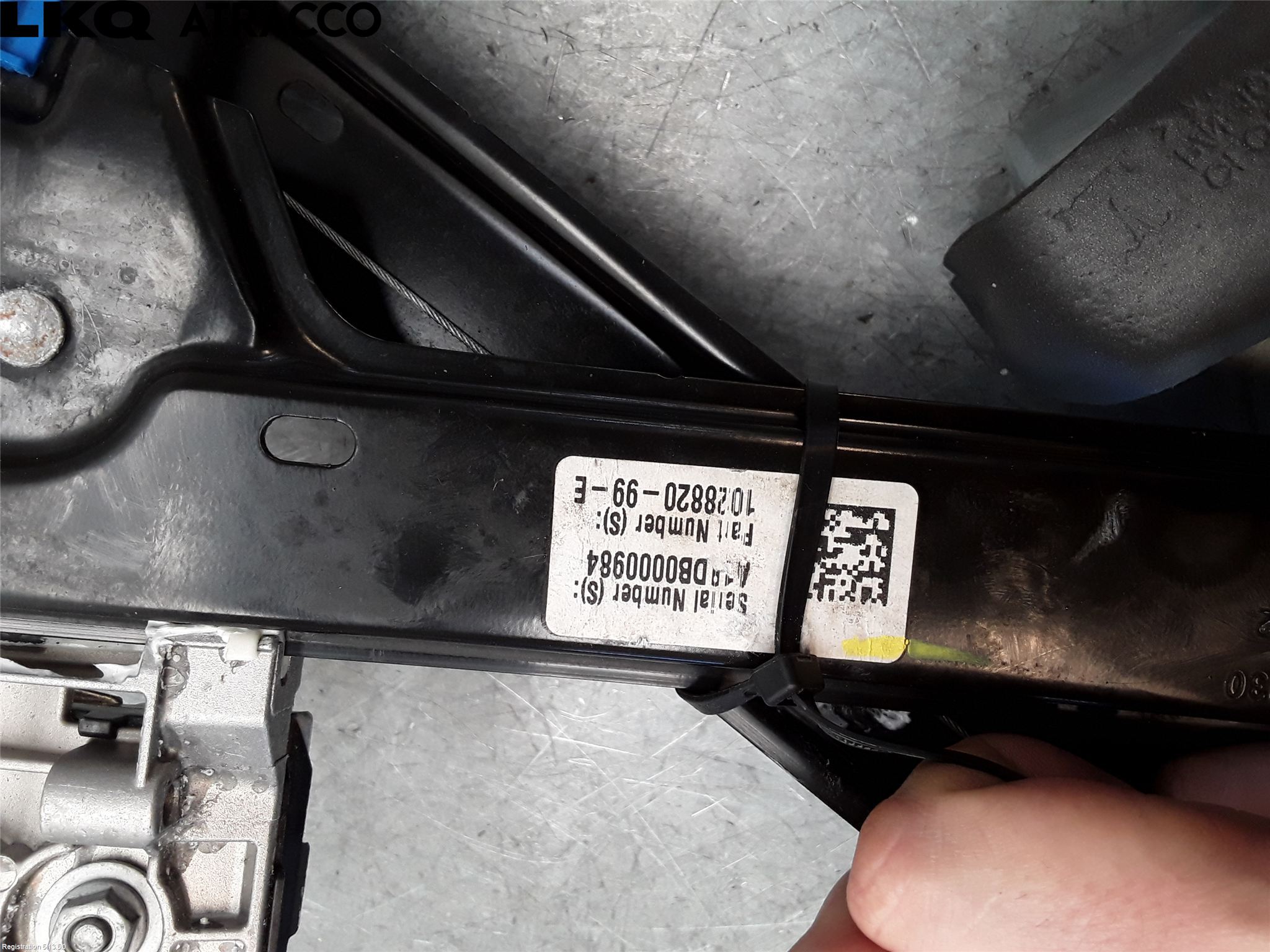 Tesla MODEL X 16- Fönsterhiss El Kompl