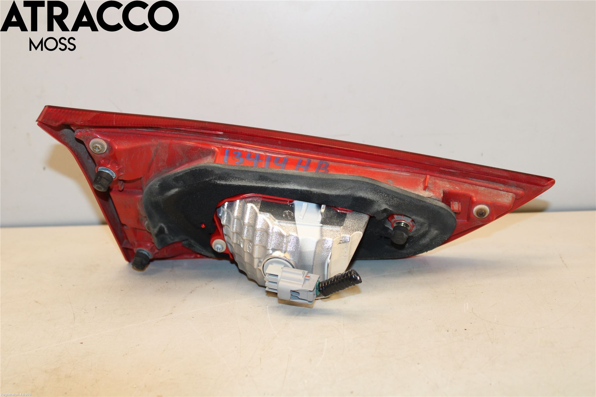 Toyota AURIS 13-19 Bakljus Lucka Hö