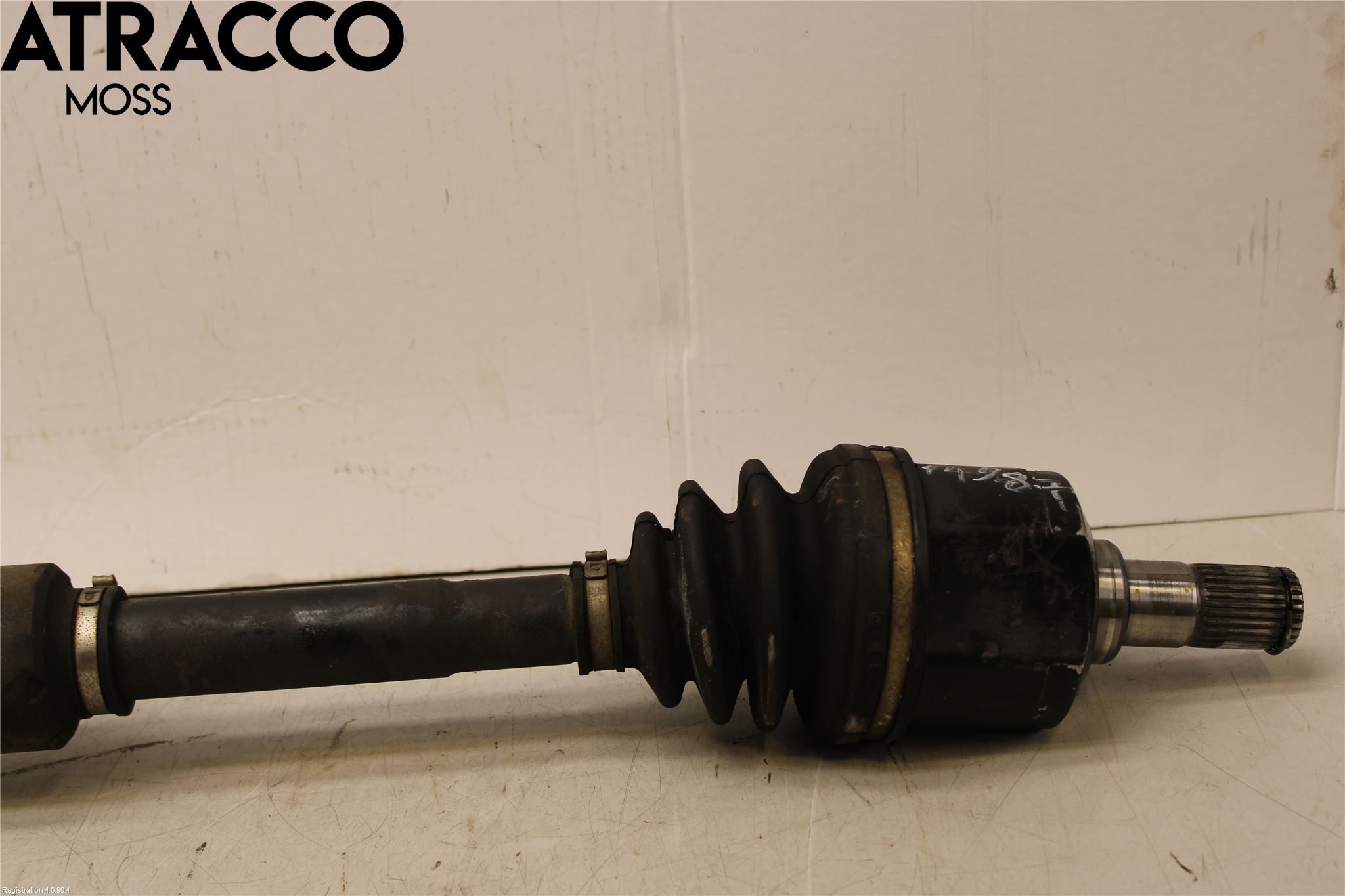 Hyundai i40 08-15 Drivaxel Fram Höger
