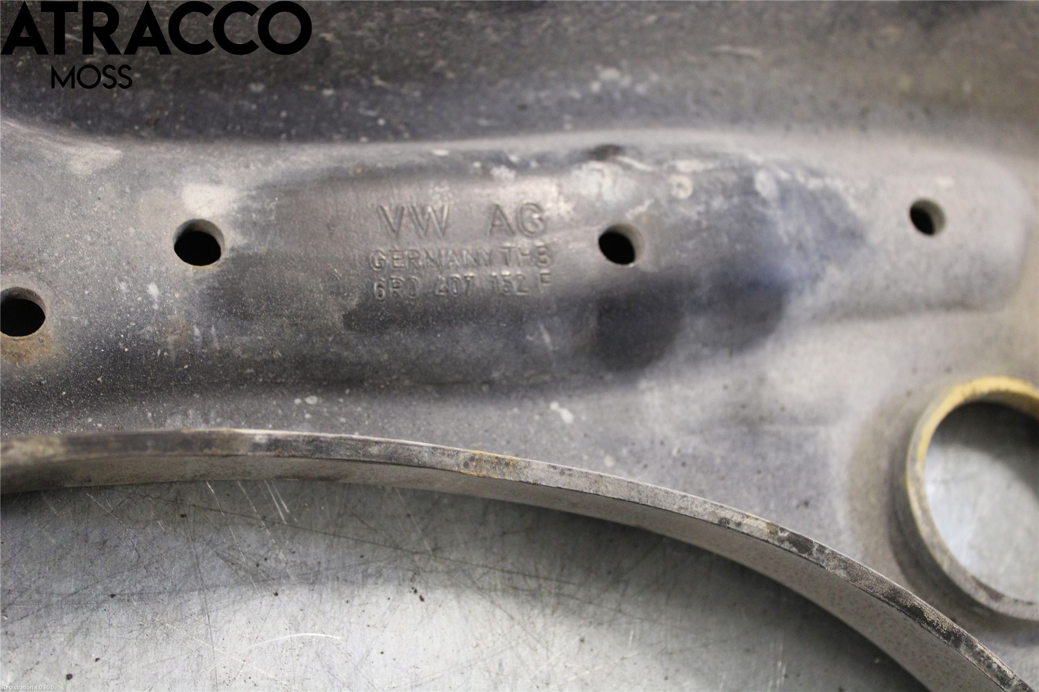 Audi A1/S1 11-18 Bärarm Fram Undre Hö
