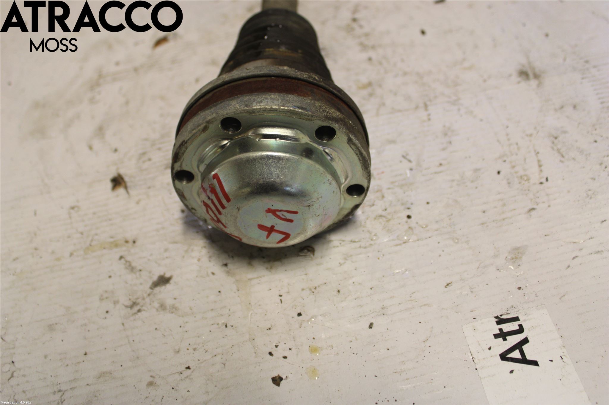 Audi A4/S4 01-05 Drivaxel Fram Vänster