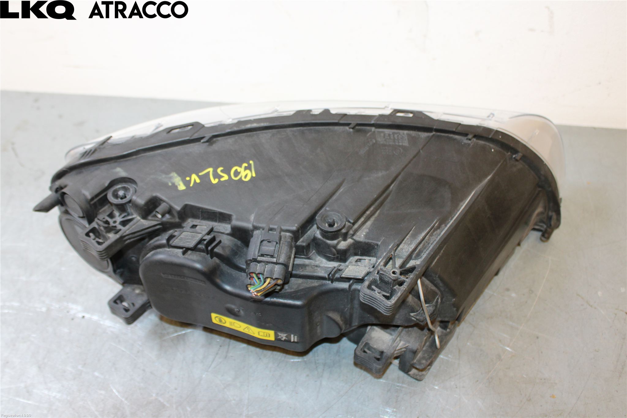 Volvo V70 14-16 Strålkastare Vänster