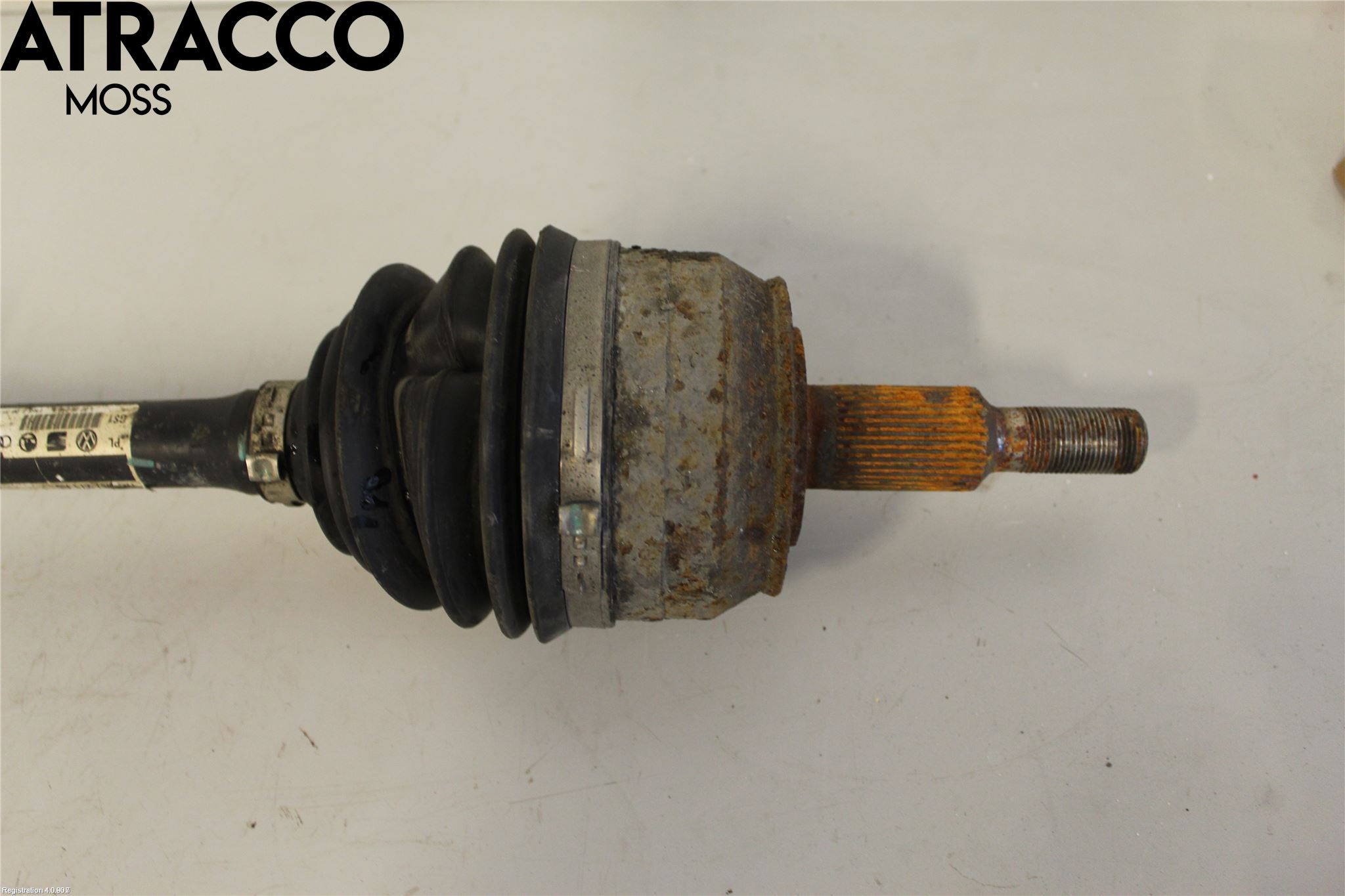 Volkswagen VW TRANSP/CARAVELLE (T5) 04-15 Drivaxel Fram Vänster
