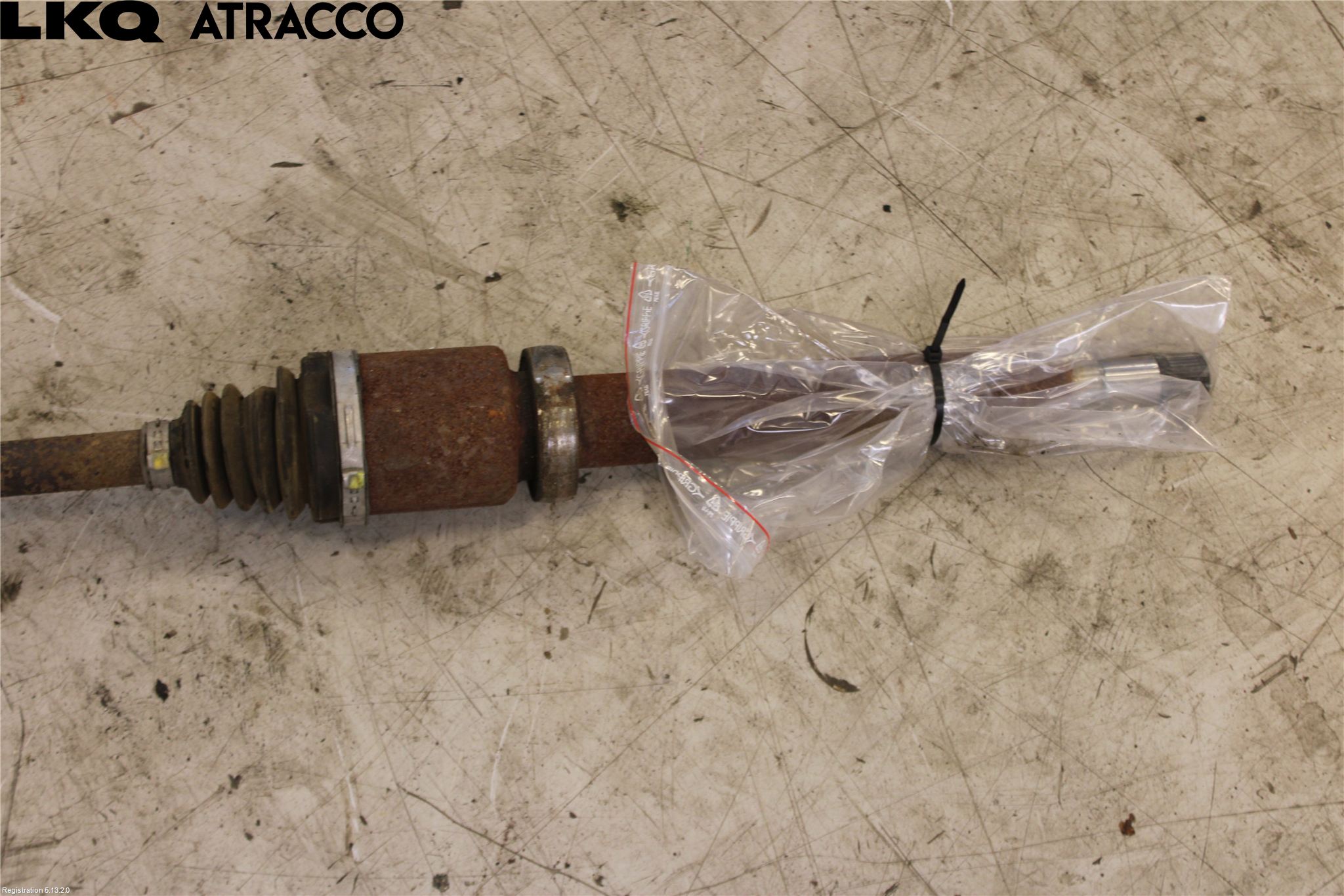Ford TRANSIT/TOURNEO CONNECT 13-22 Drivaxel Fram Höger