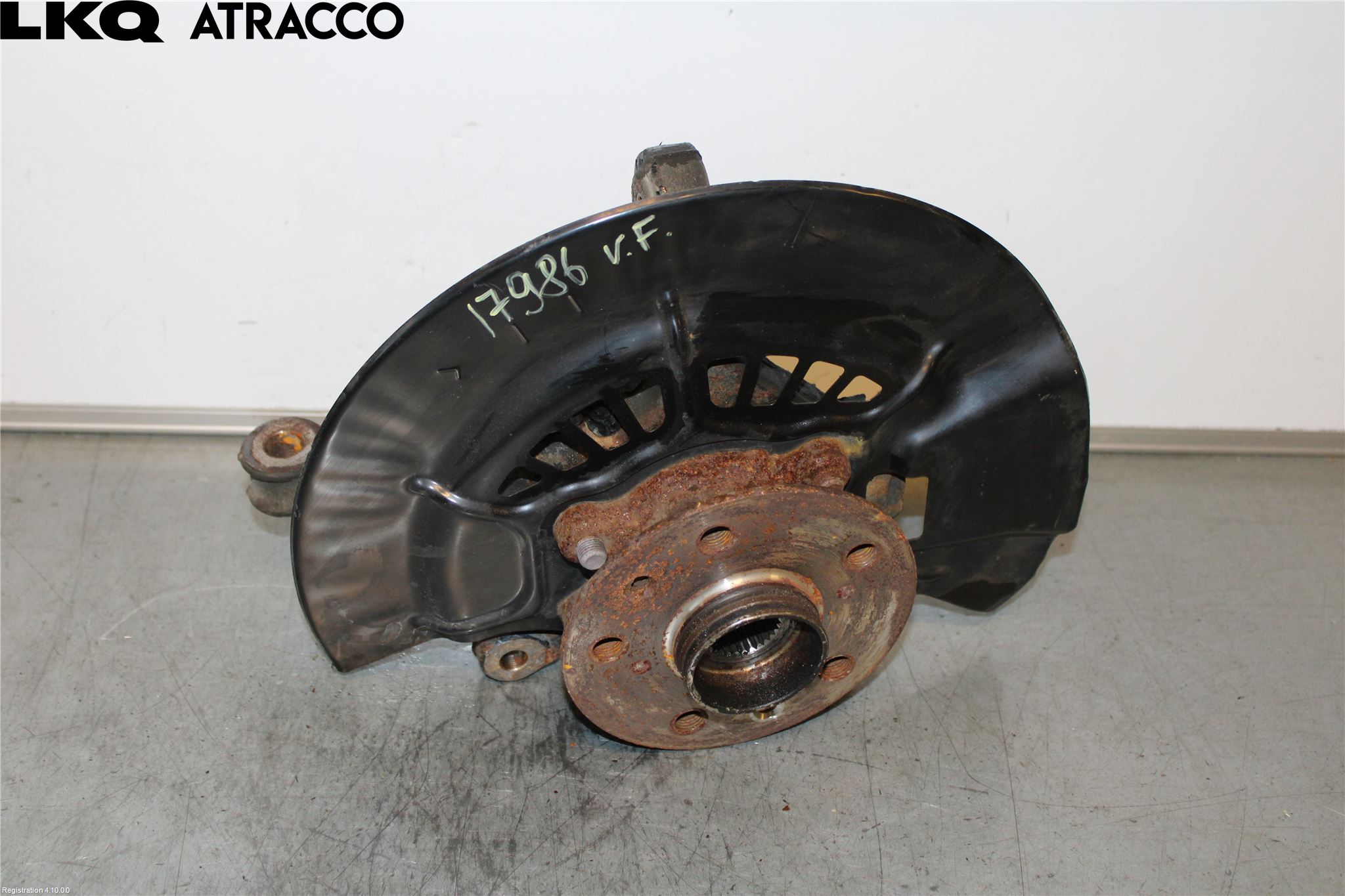 Toyota bZ4X EA10 22- Styrspindel Lagerhus Vä