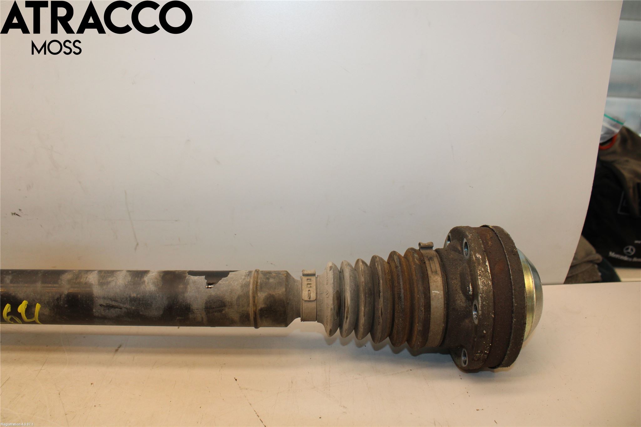 Volkswagen VW TOURAN 03-10 Drivaxel Fram Höger