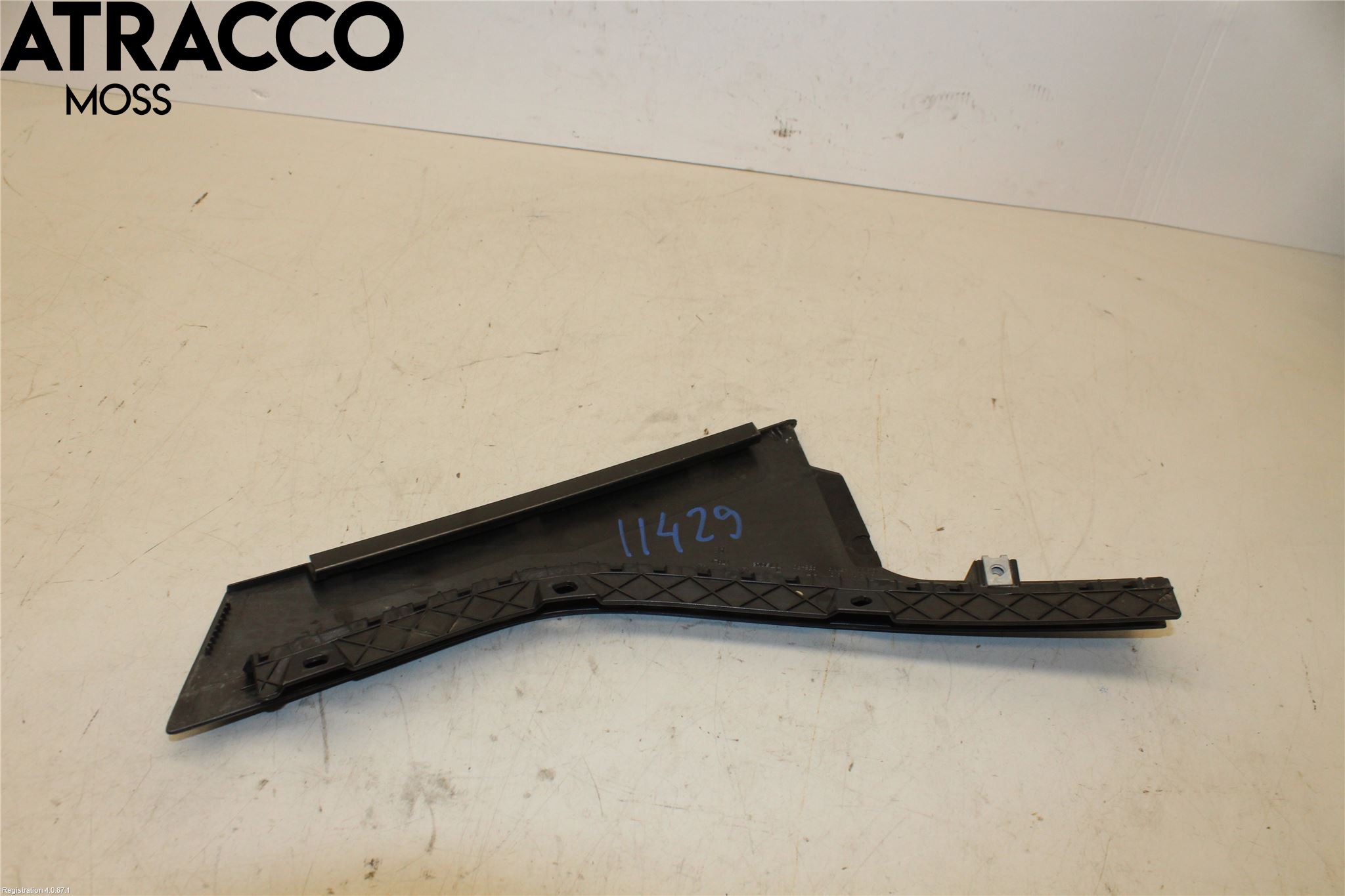 Volvo V40 12-19 Dörr Dekorlist Bak Hö