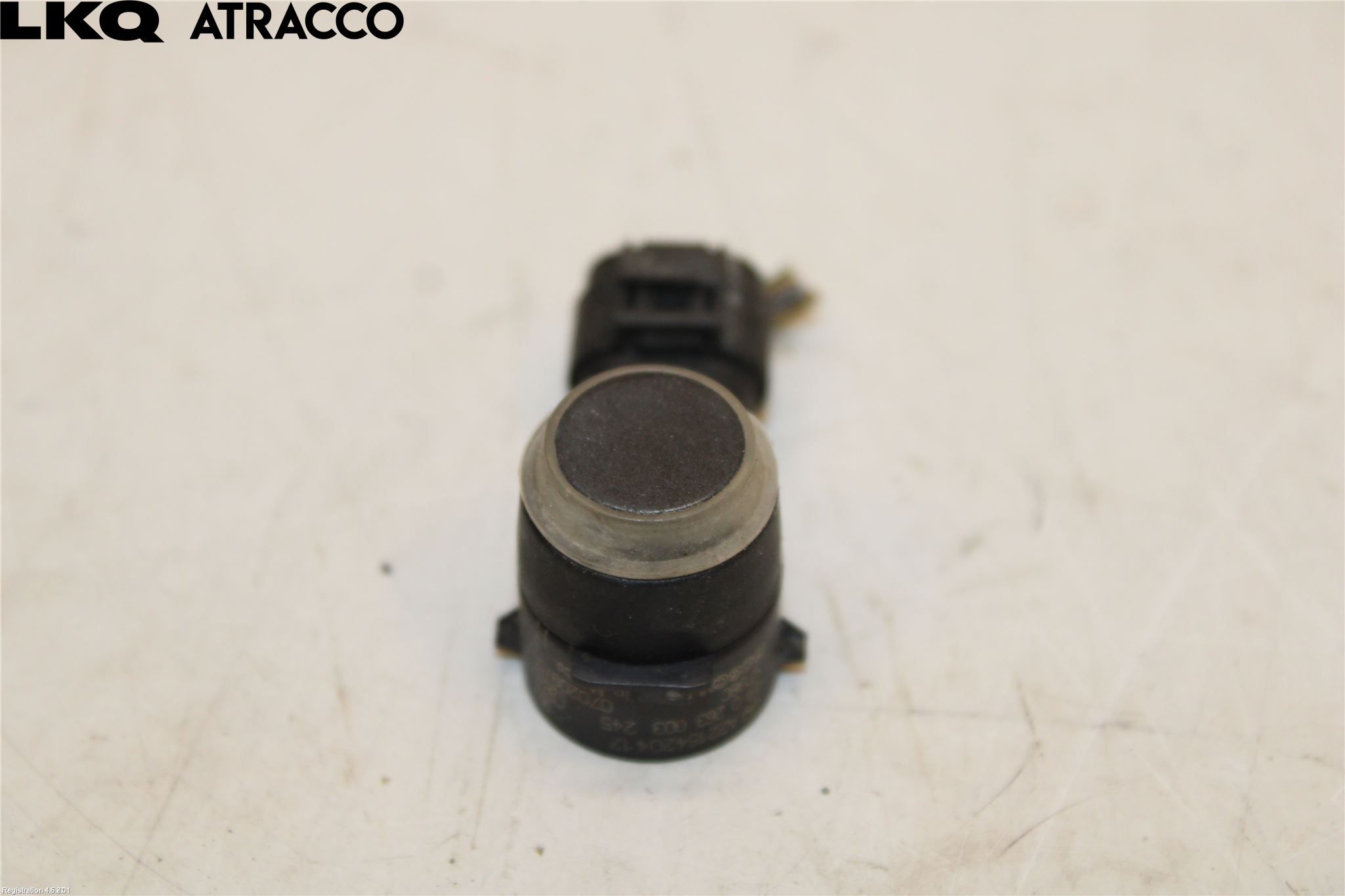 Mercedes-Benz MB C-KLASS (W204) 07-15 Parkeringshjälp Frontsensor