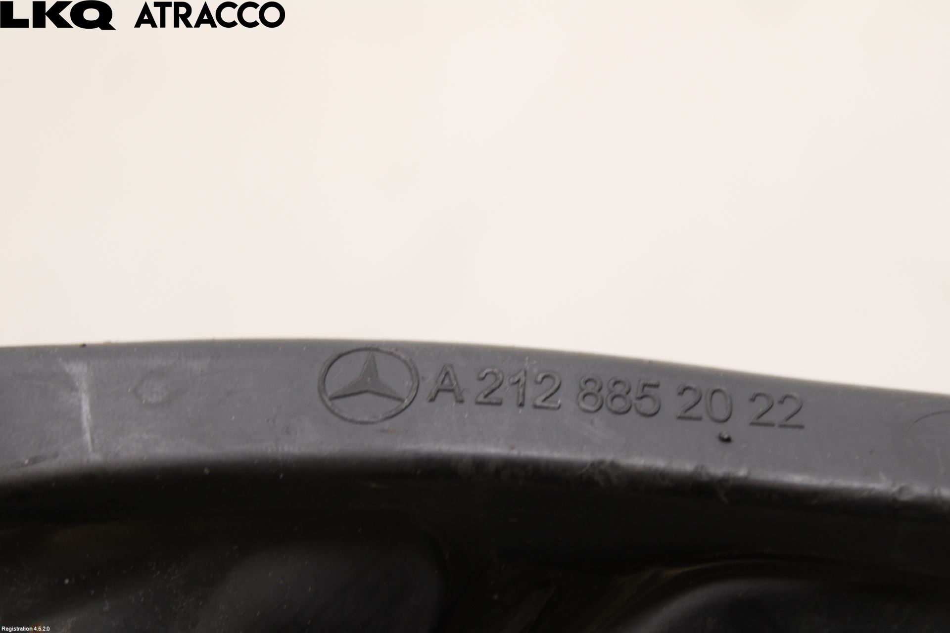 Mercedes-Benz MB E-KLASS (W212) 09-16 Dimljussarg Fram