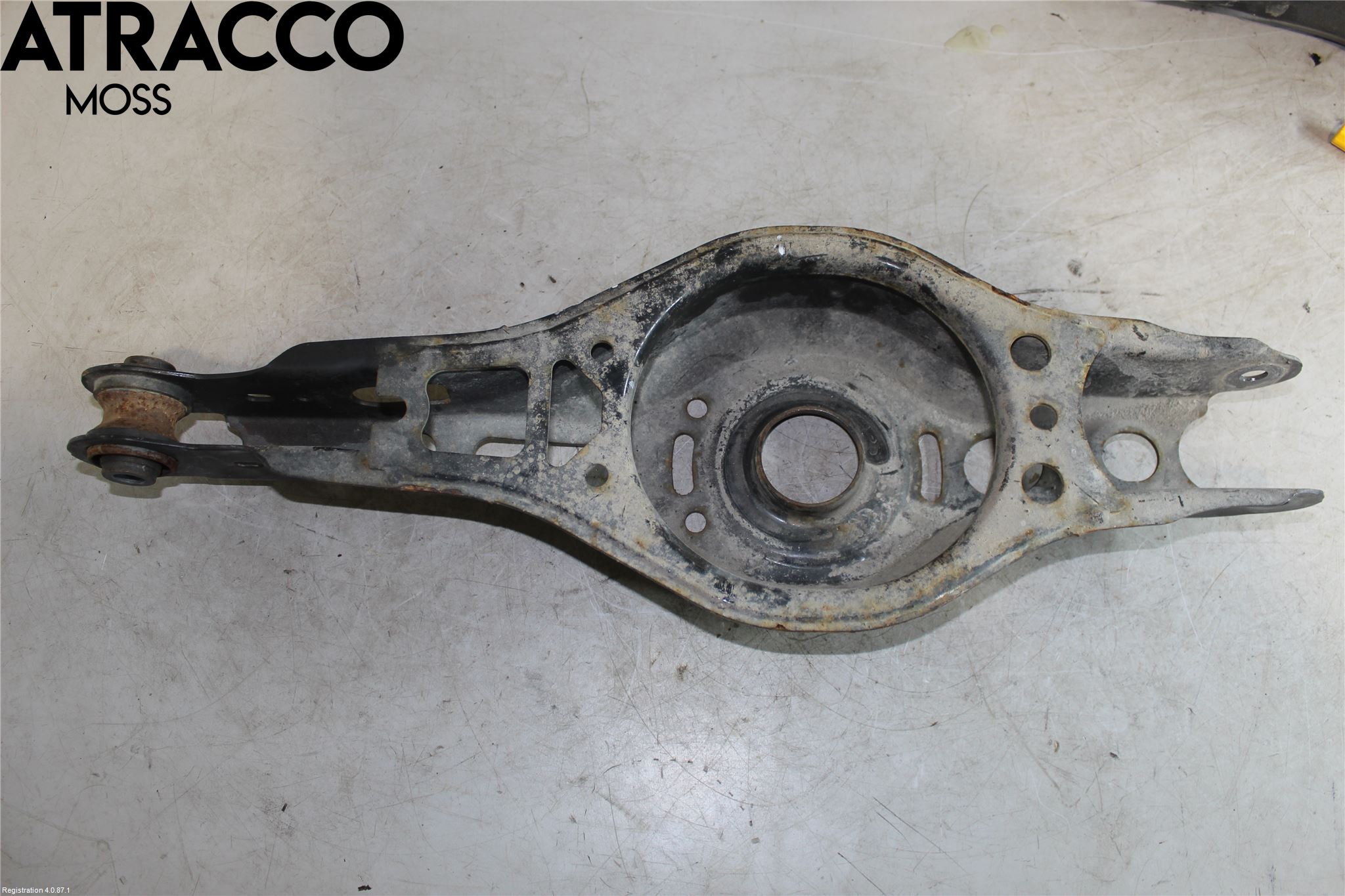 Toyota COROLLA 19- Bärarm Bak Höger
