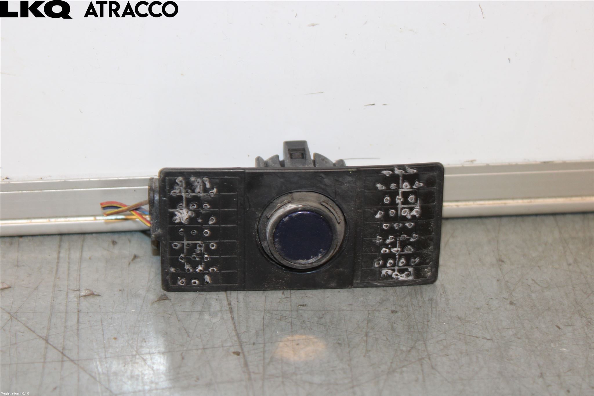 Volkswagen VW GOLF / E-GOLF VII 13-20 Parkeringshjälp Backsensor