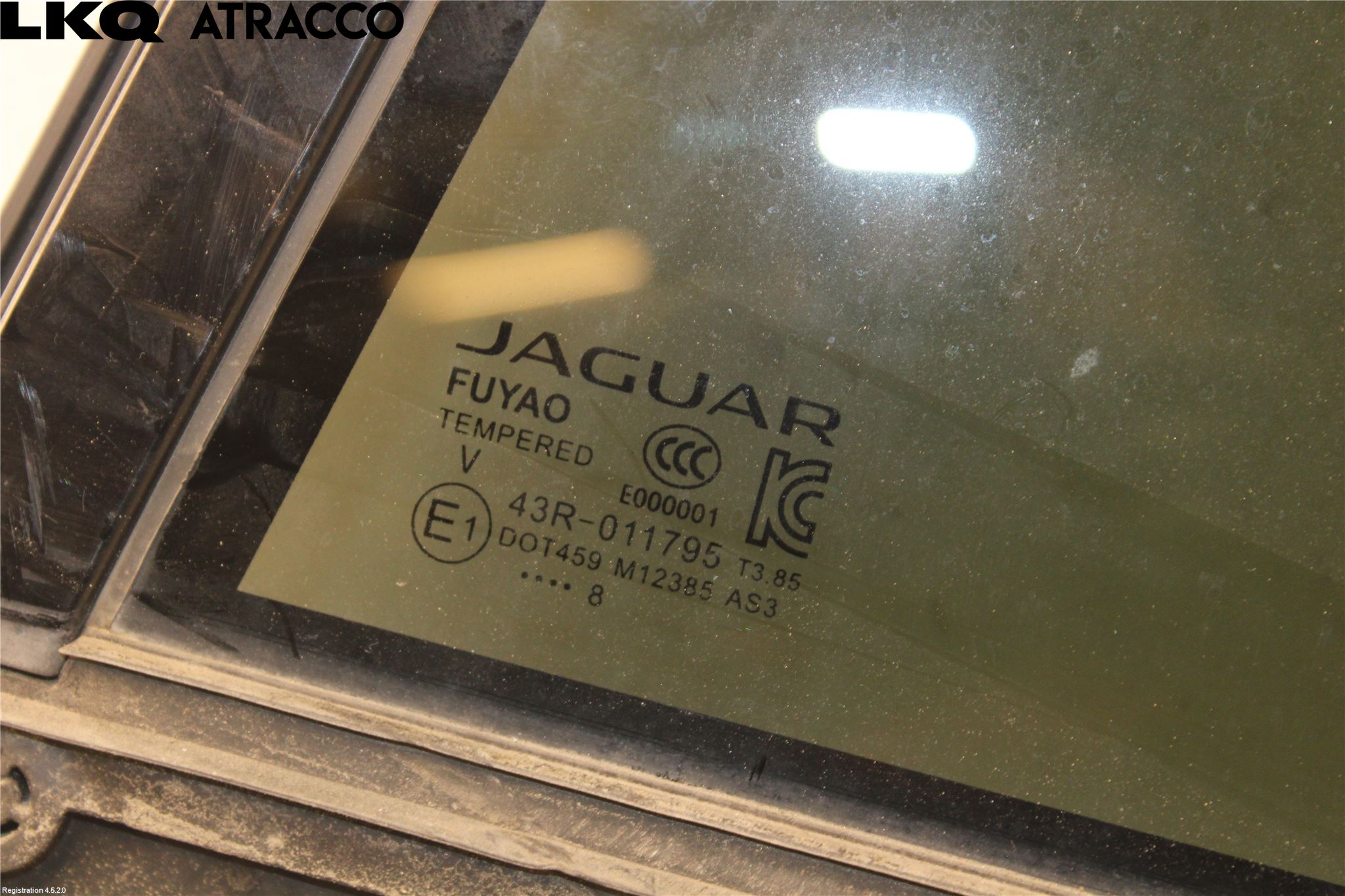 Jaguar I-PACE 18- Dörruta Bak Lilla Vä