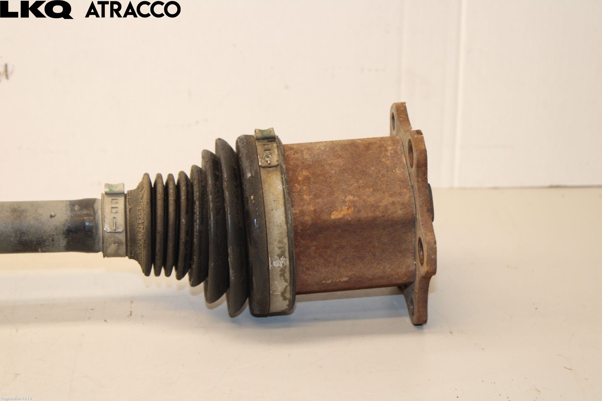 Skoda SUPERB 09-15 Drivaxel Fram Vänster