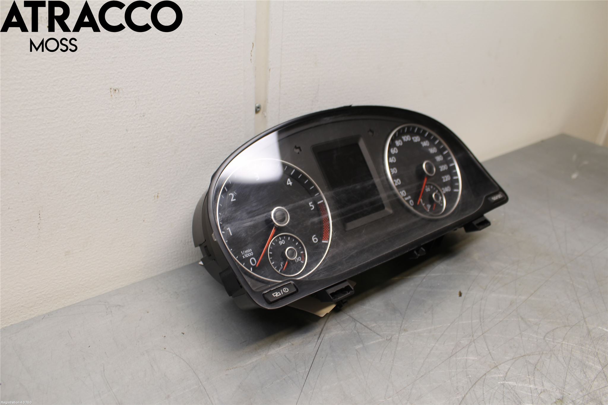 Volkswagen VW TOURAN 10-15 Instrument Komb
