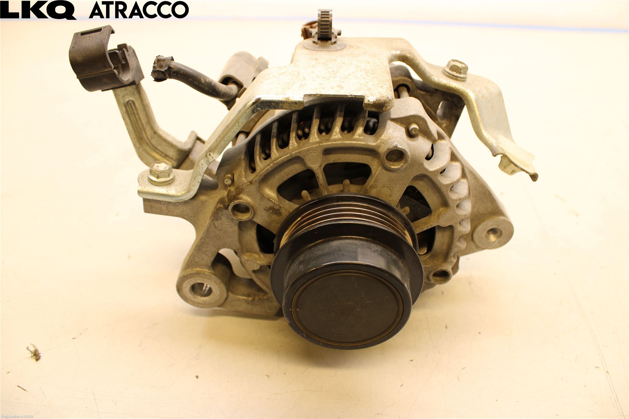 Toyota YARIS XP130 12-14 Generator