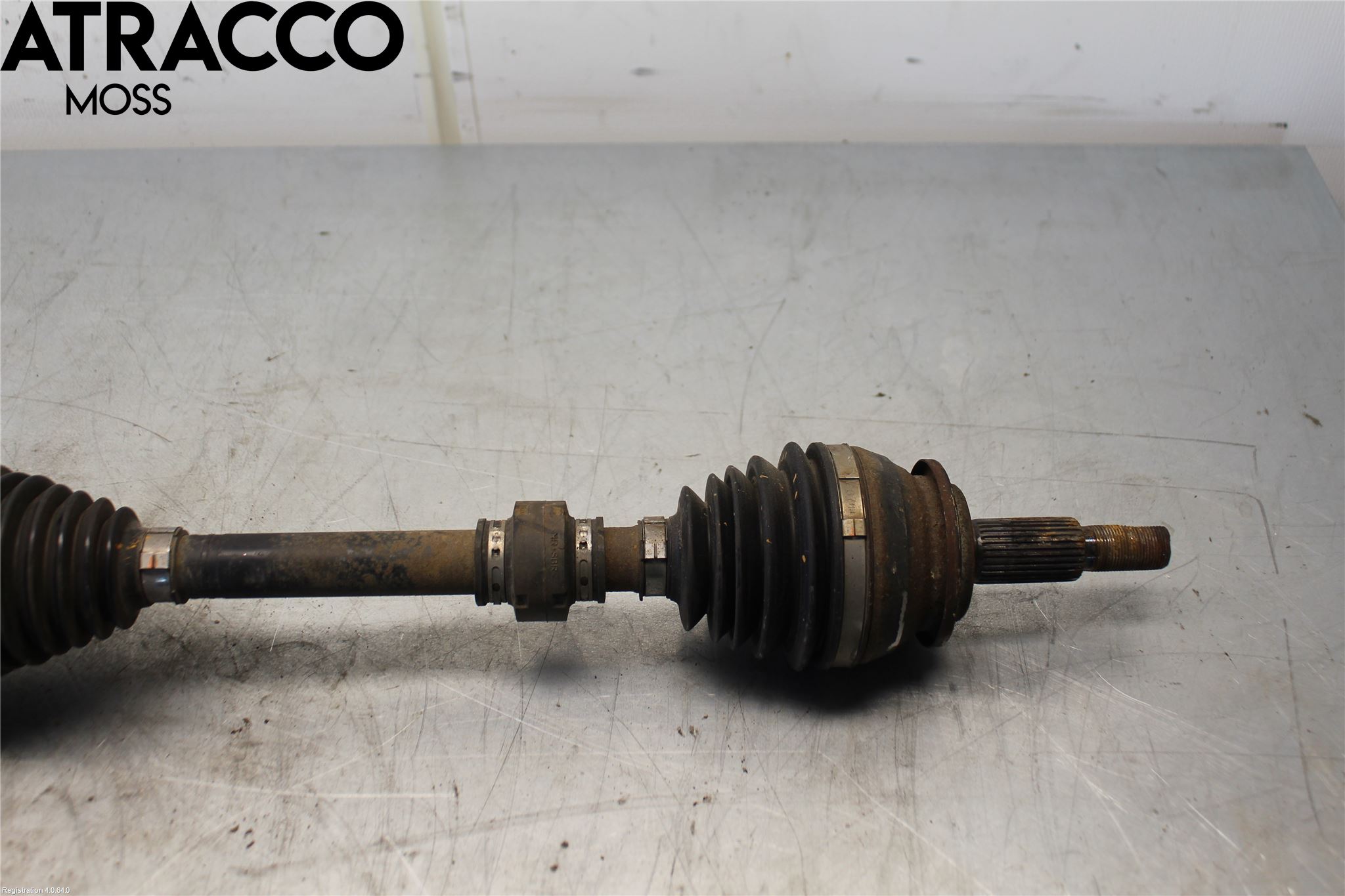 Toyota RAV4 13-18 Drivaxel Fram Höger