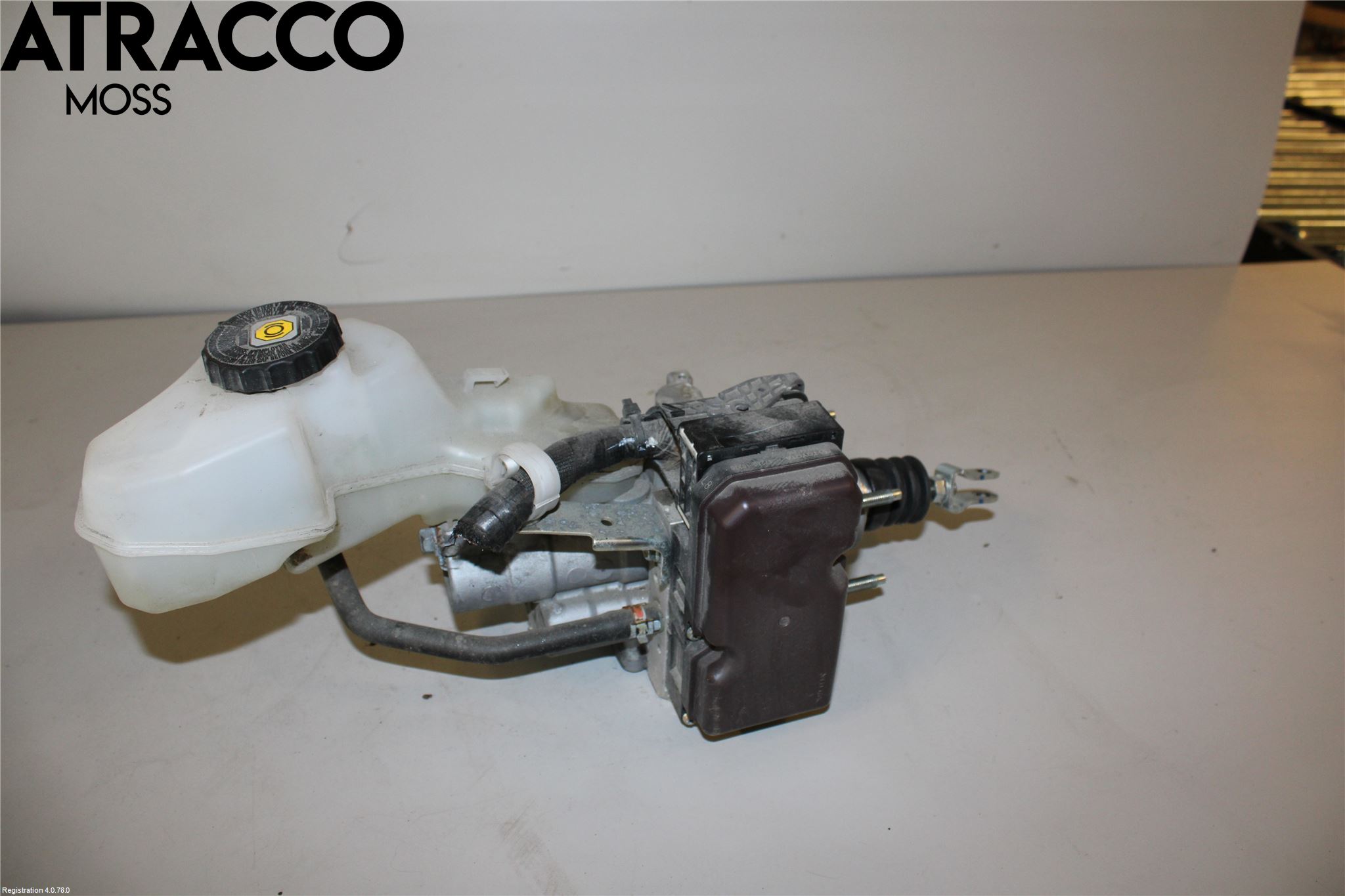 Toyota C-HR 16-23 Broms Huvudcylinder