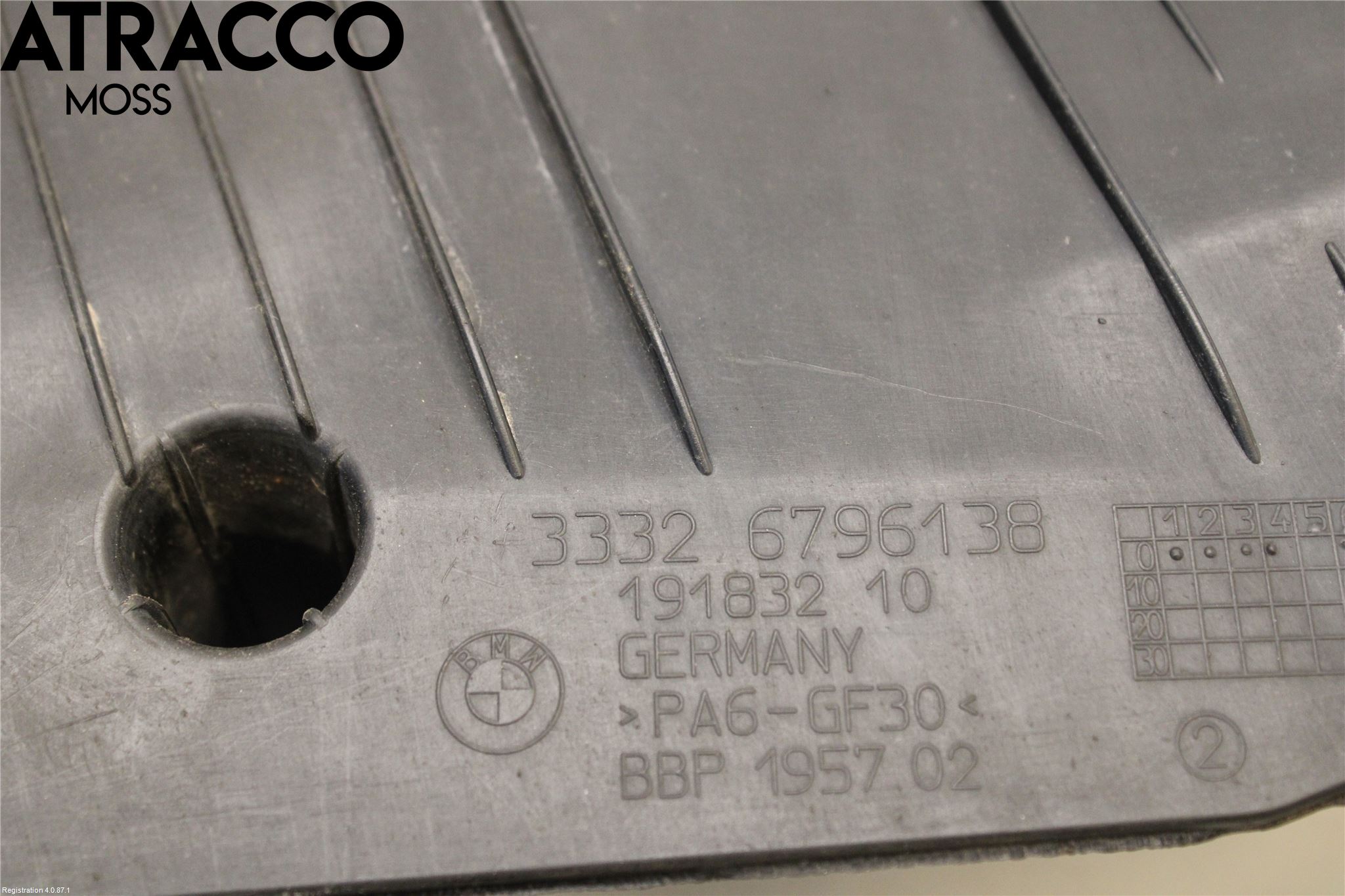 BMW 3 GT F34 13-19 Hasplåt Plåt-Plast