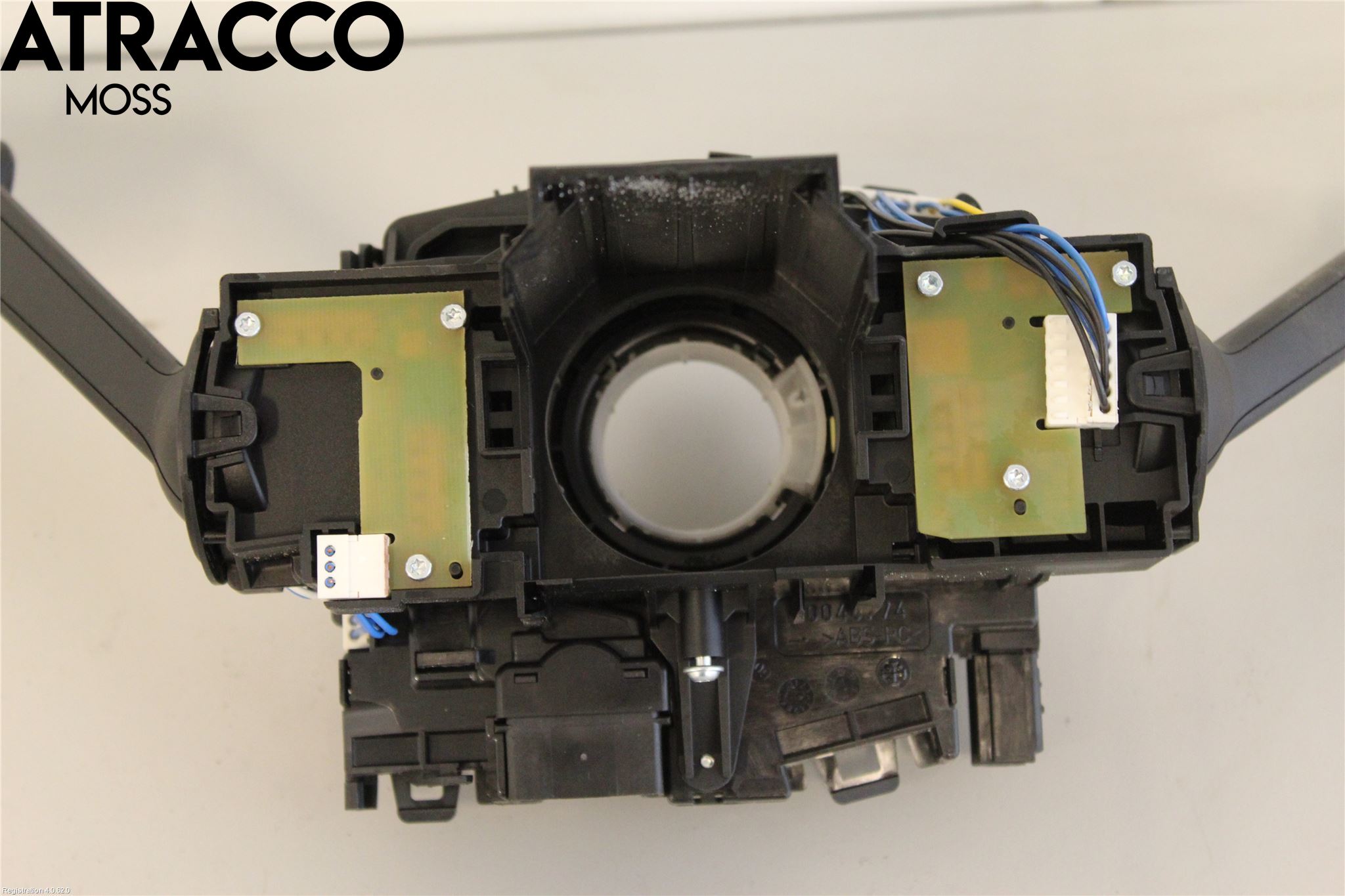 Volkswagen VW GOLF / E-GOLF VII 13-20 Spakcentral