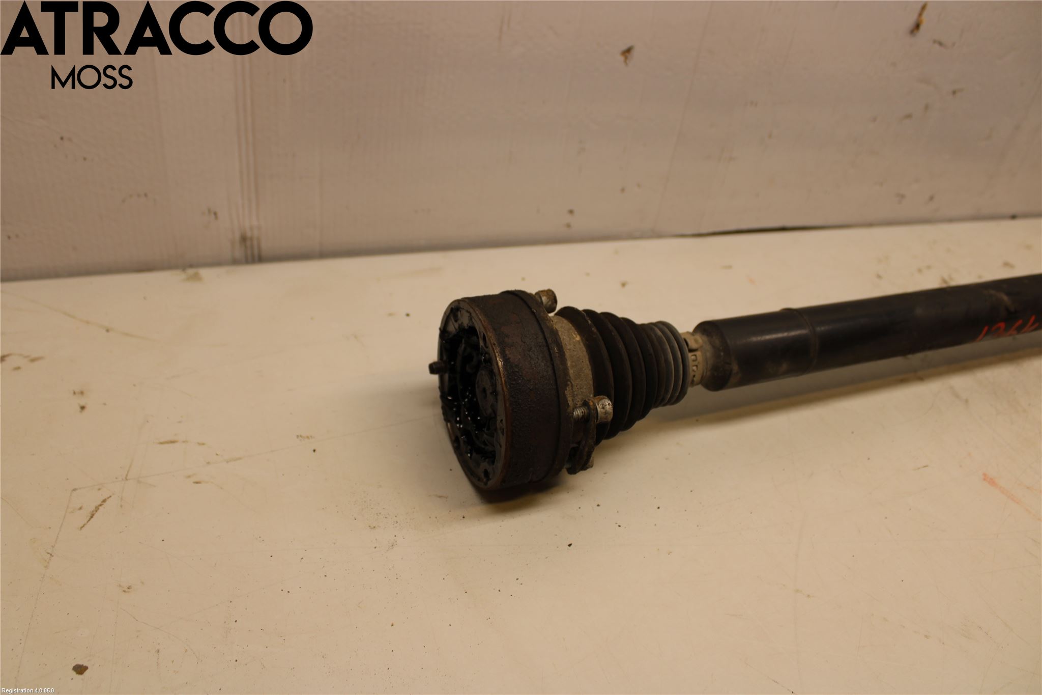 Volkswagen VW PASSAT 05-11 Drivaxel Fram Höger