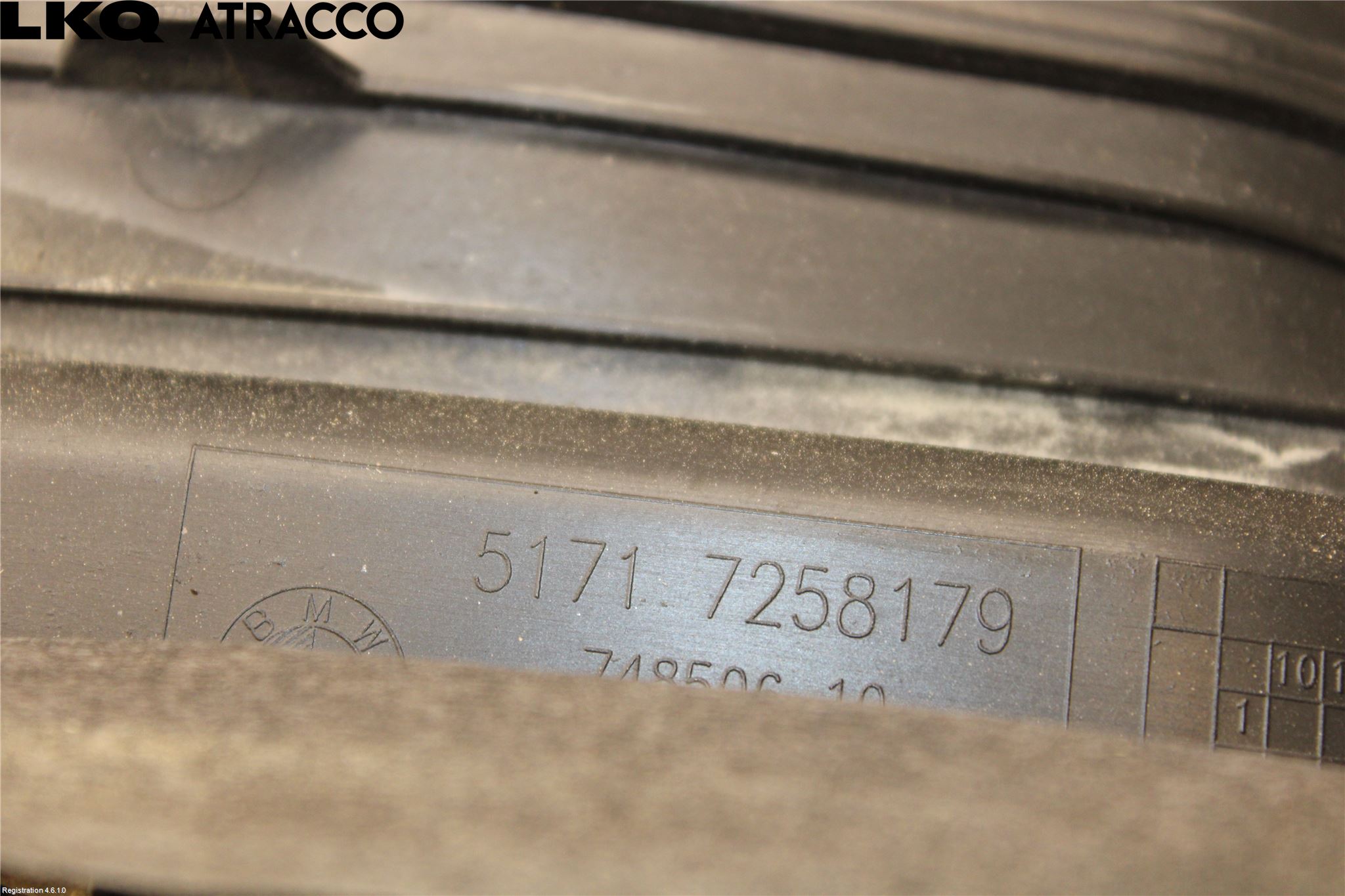 BMW 3 F30/F31/F80 12-19 Torpedplåt-Torpedplast
