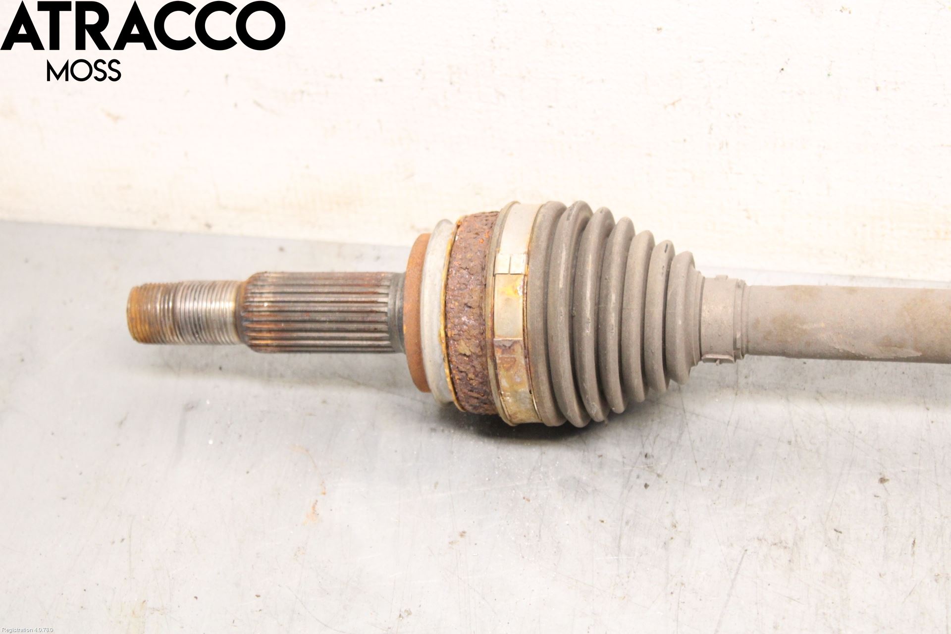 Toyota RAV4 13-18 Drivaxel Bak Höger