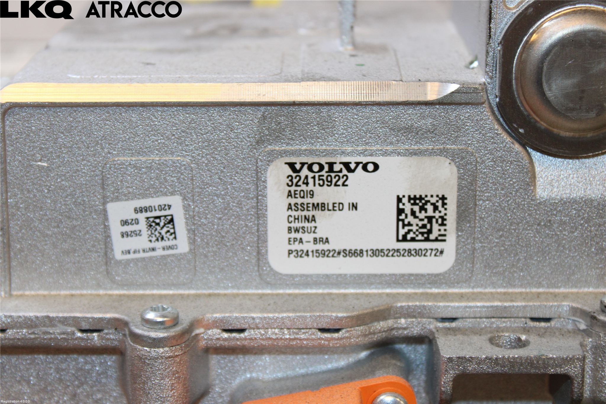 Volvo EX40 25- Inverter Hybrid