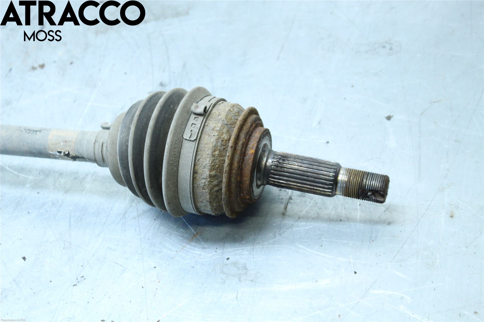 Toyota YARIS XP130 15-20 Drivaxel Fram Höger