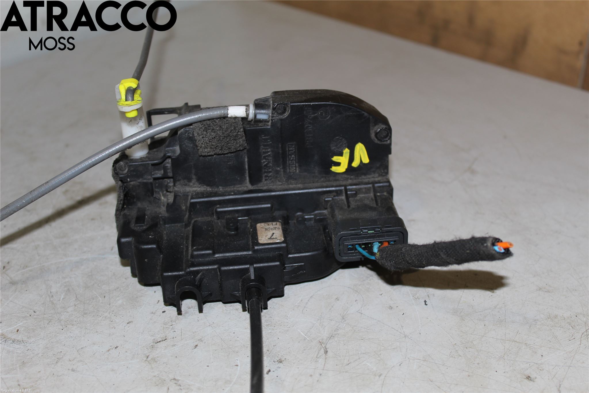 Volvo XC40/RECHARGE 18- Låskista-Dörrlås