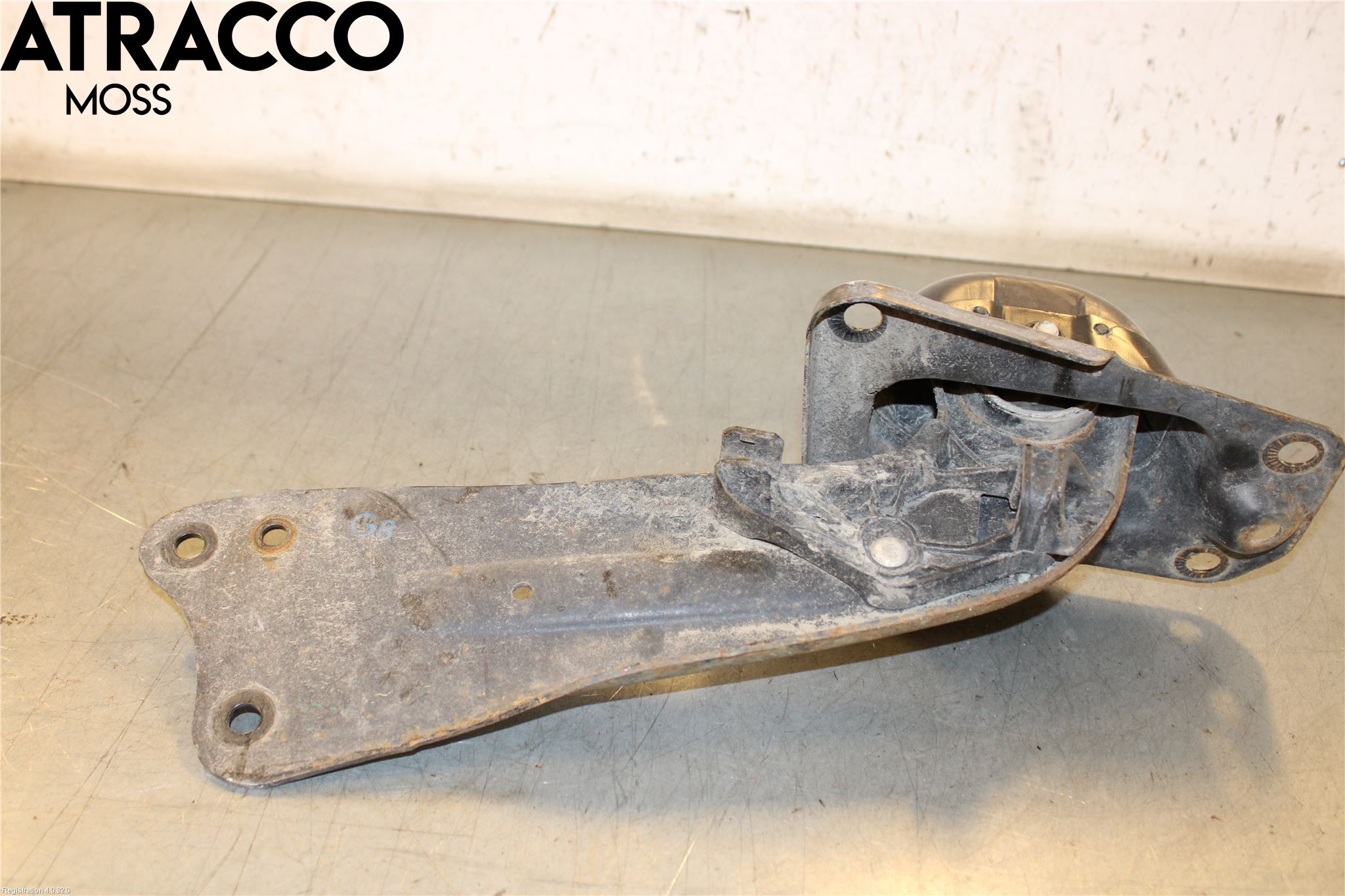Volkswagen VW GOLF VI 09-13 Bärarm Bak Vänster