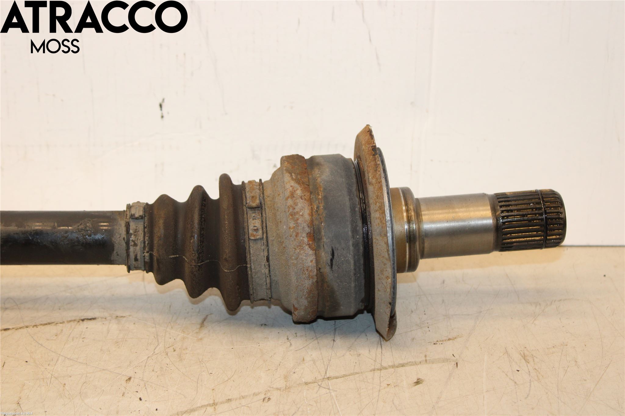 BMW 7 F01/02/03/04 09-15 Drivaxel Bak Höger