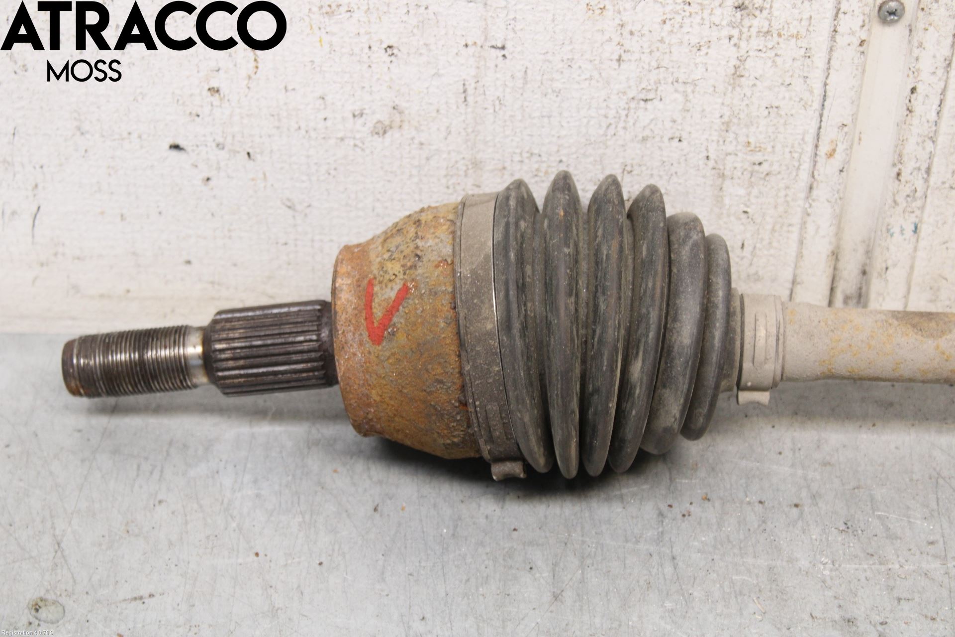 Ford FOCUS 11-14 Drivaxel Fram Vänster