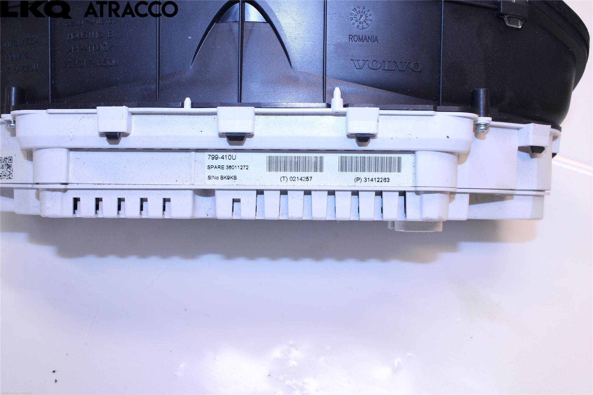 Volvo XC60 09-13 Instrument Hast