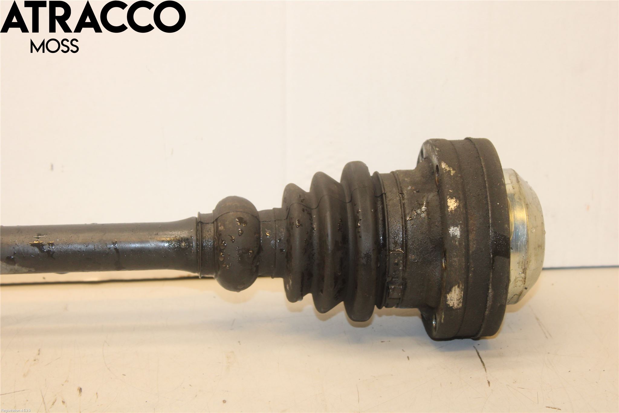 Volkswagen VW TRANSP/CARAVELLE (T5) 04-15 Drivaxel Fram Vänster