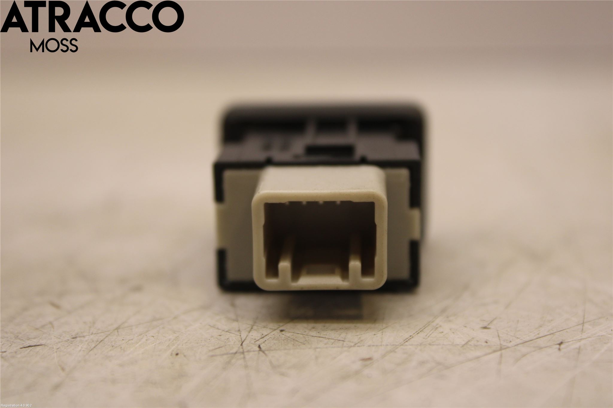 Mitsubishi OUTLANDER 13-21 Strömställare Övrigt