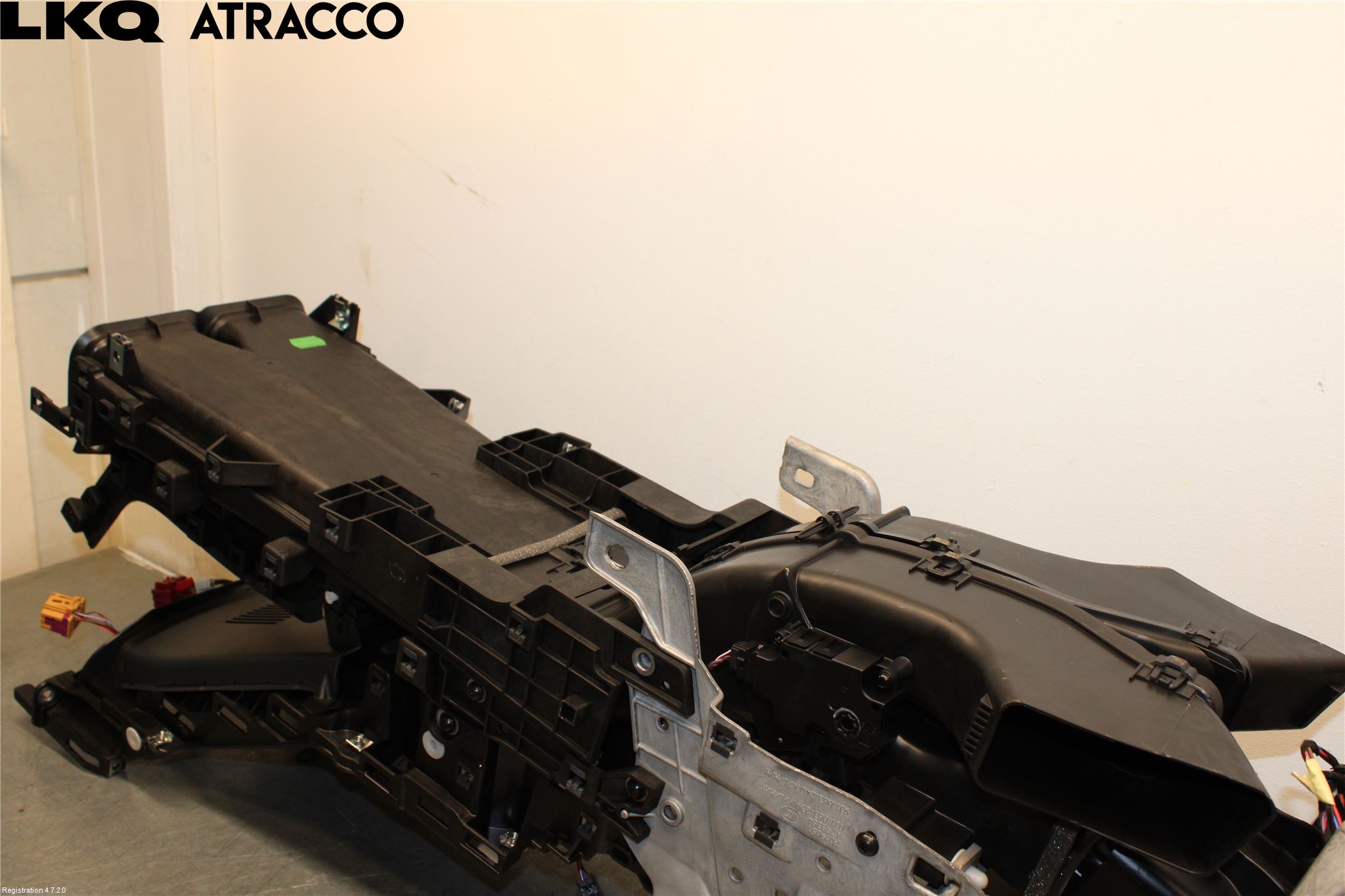 Porsche TAYCAN 20- Inr Tunnelfack