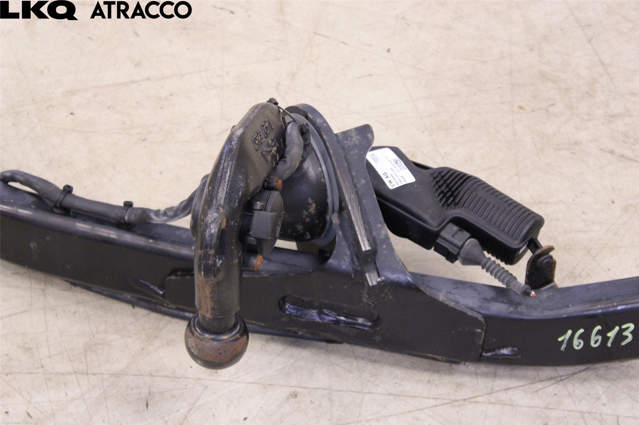 Volkswagen VW TIGUAN 16-24 Dragkrok