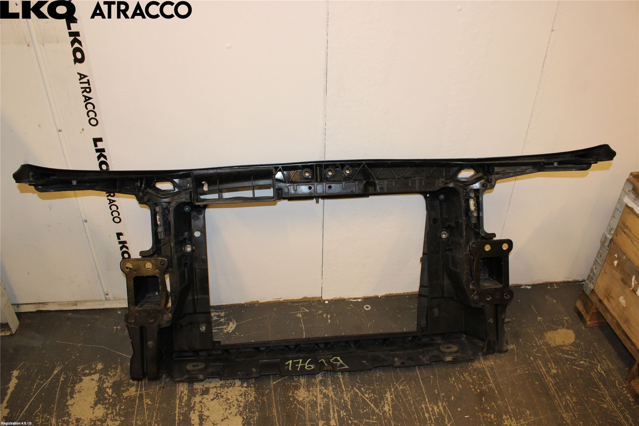 Audi A3/S3 05-13 Kylarfäste-Ram-Balk