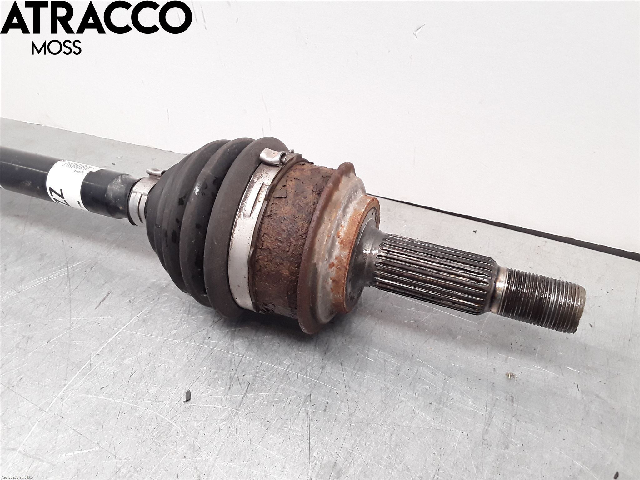 Toyota YARIS XP130 15-20 Drivaxel Fram Höger
