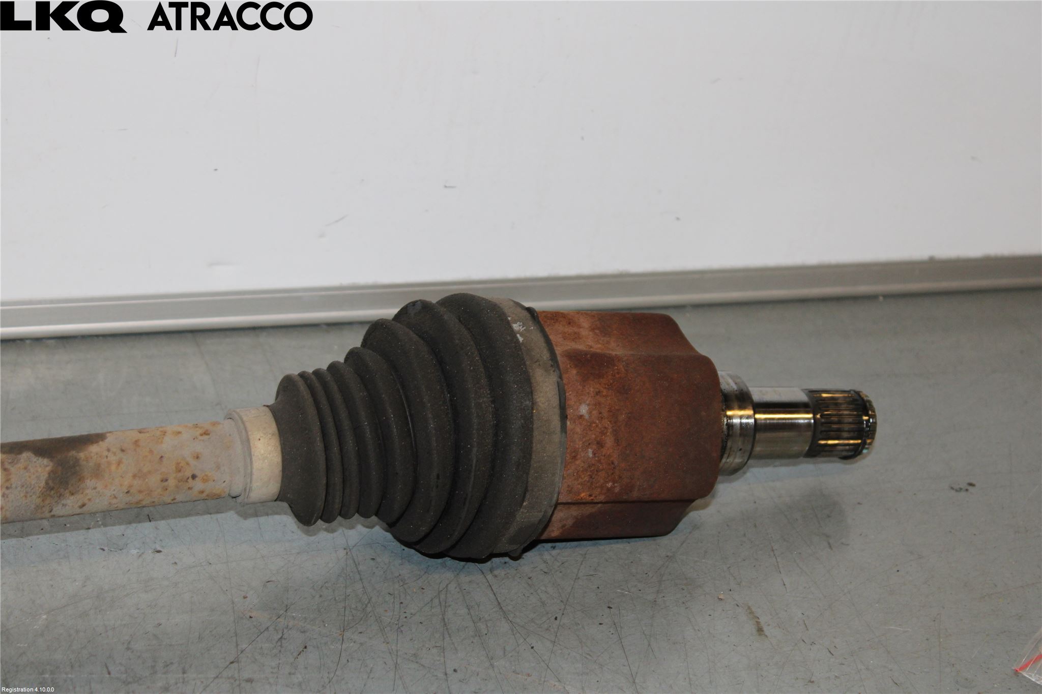 Volvo V40 12-19 Drivaxel Fram Vänster