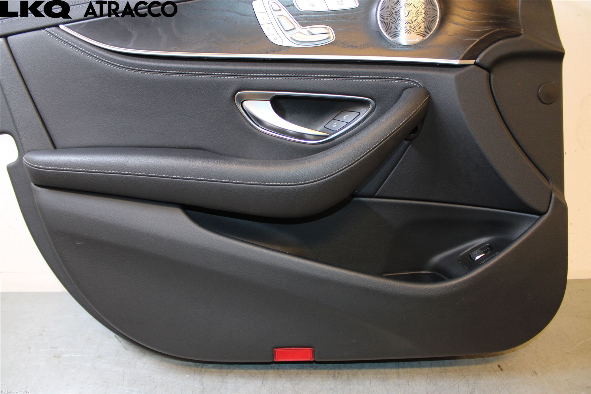 Mercedes-Benz MB E-KLASS (W213) 16-23 Dörrklädsel Vä