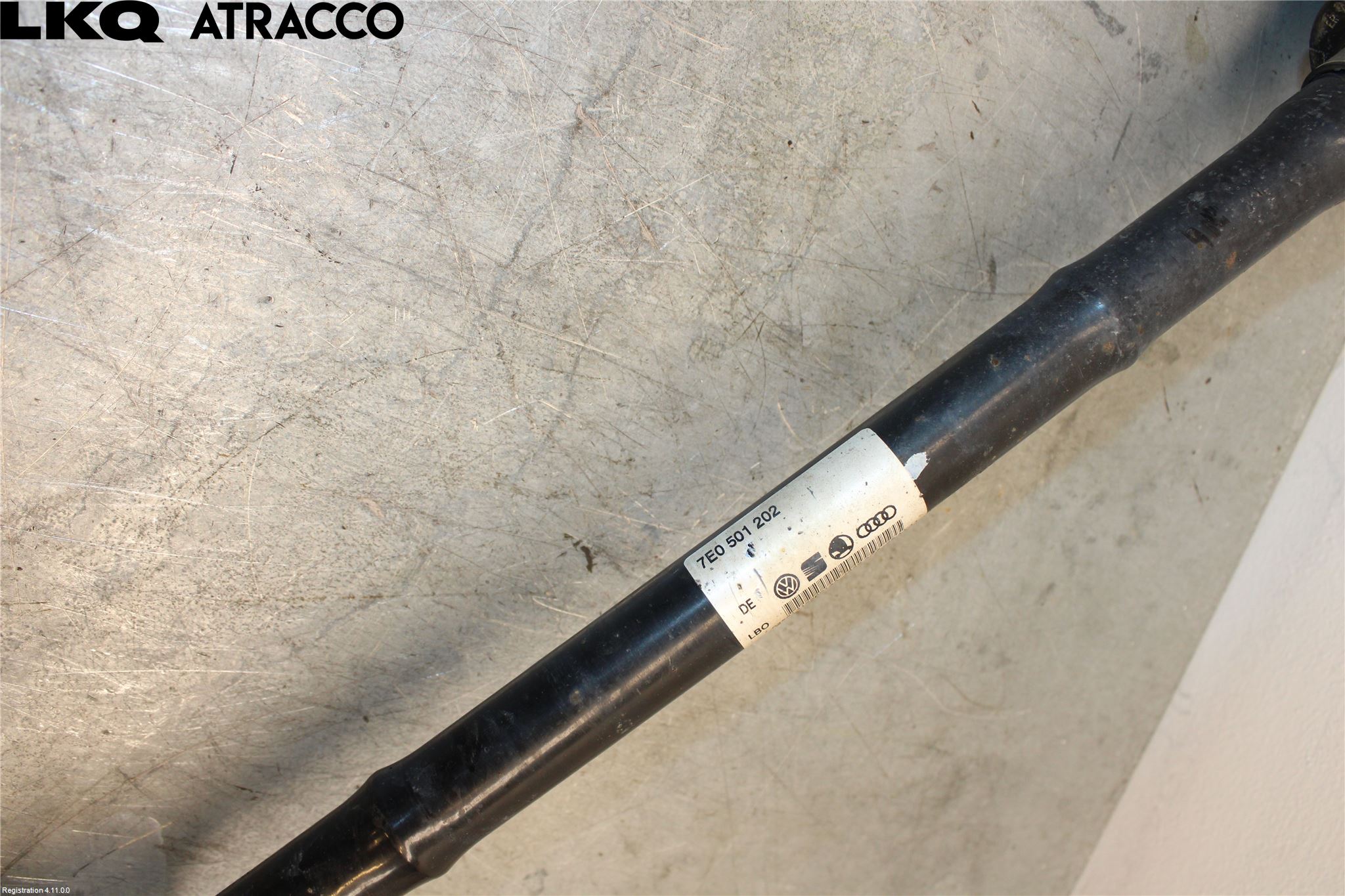 Volkswagen VW TRANSP/CARAVELLE (T5) 04-15 Drivaxel Bak Höger