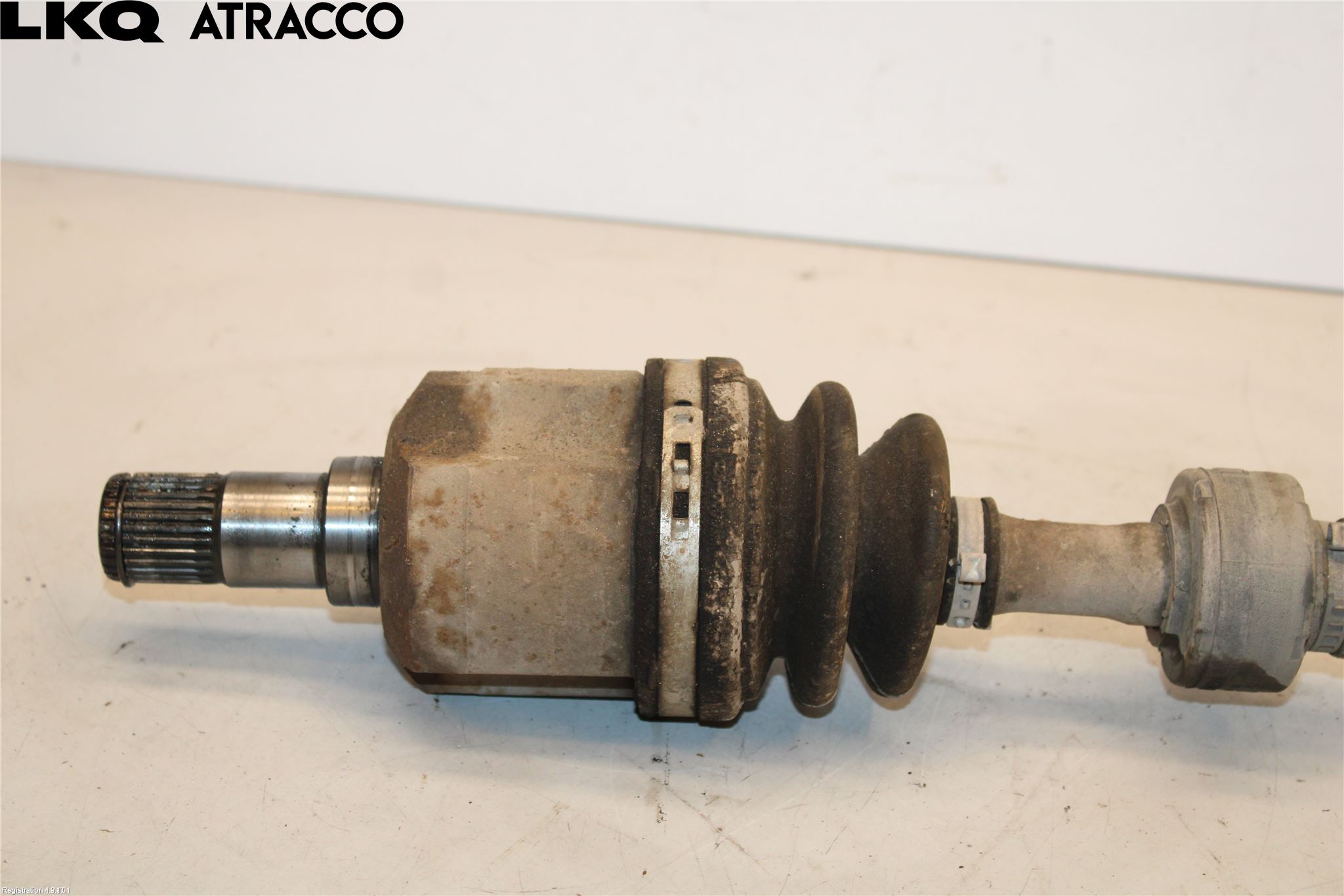 Kia SPORTAGE (SL) 11-15 Drivaxel Fram Vänster