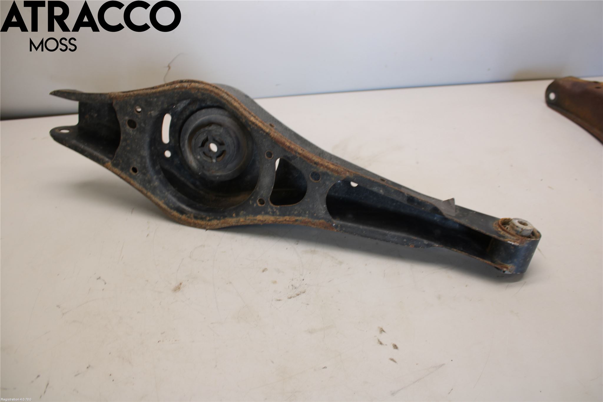 Volkswagen VW TIGUAN 07-16 Bärarm Bak Höger